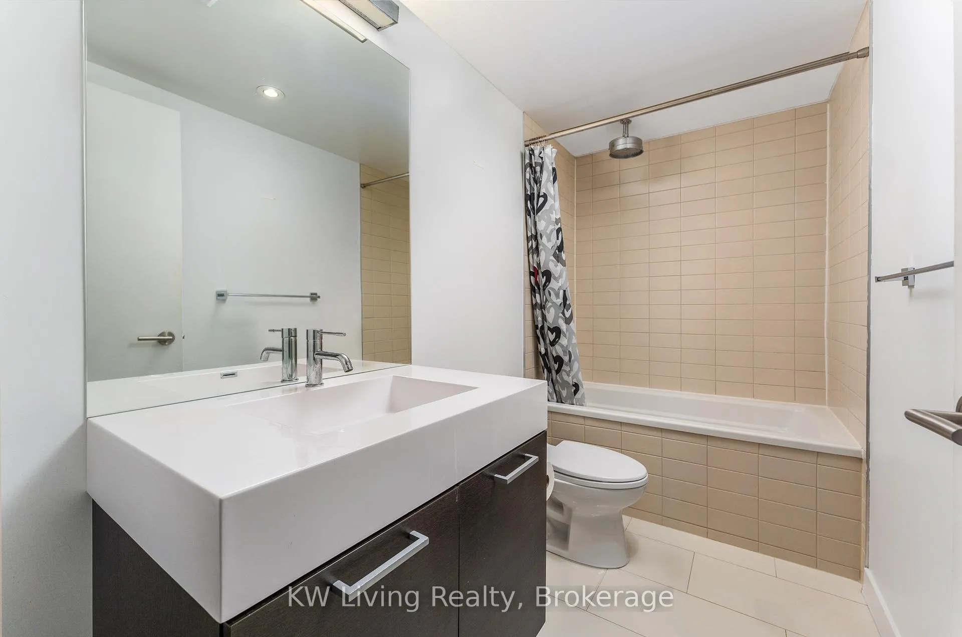 Photo 17 of Unit LW1, 90 Broadview Avenue, Toronto, South Riverdale — HOMEH