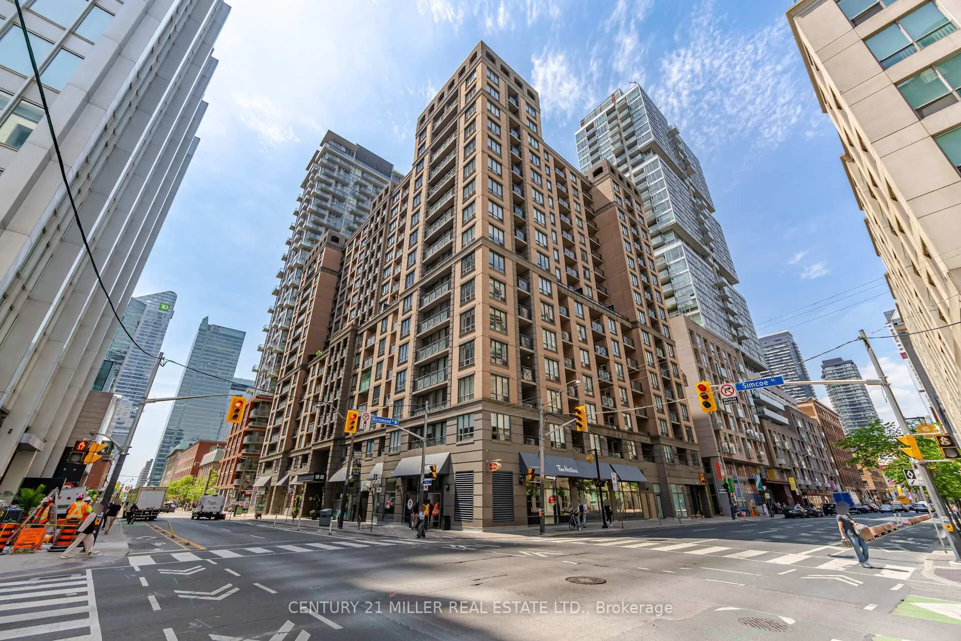 Front of Unit 12, 140 Simcoe Road