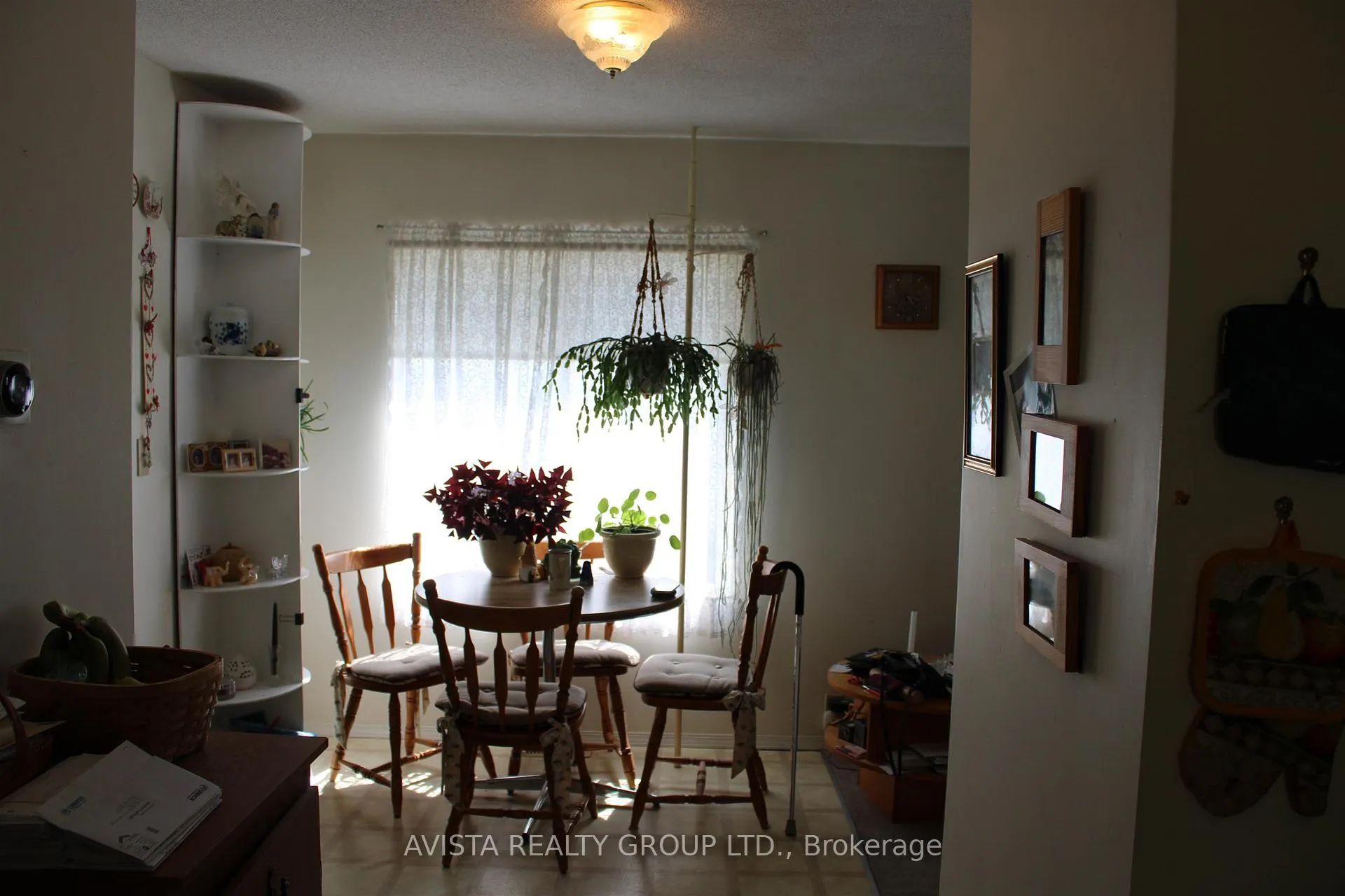 Photo 2 of 13 Kenogami Ave N, Thunder Bay, College Heights — HOMEH
