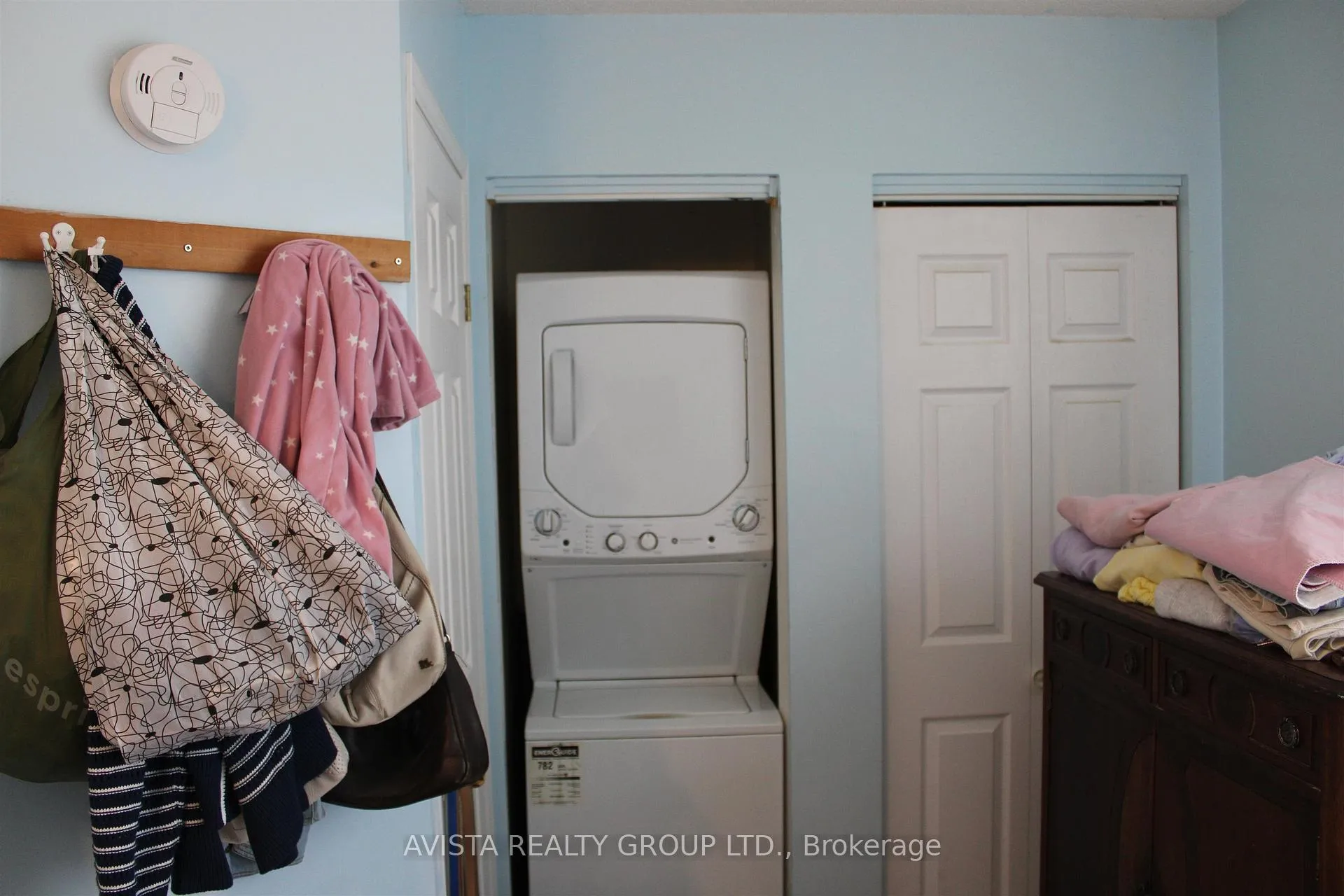 Photo 10 of 13 Kenogami Ave N, Thunder Bay, College Heights — HOMEH