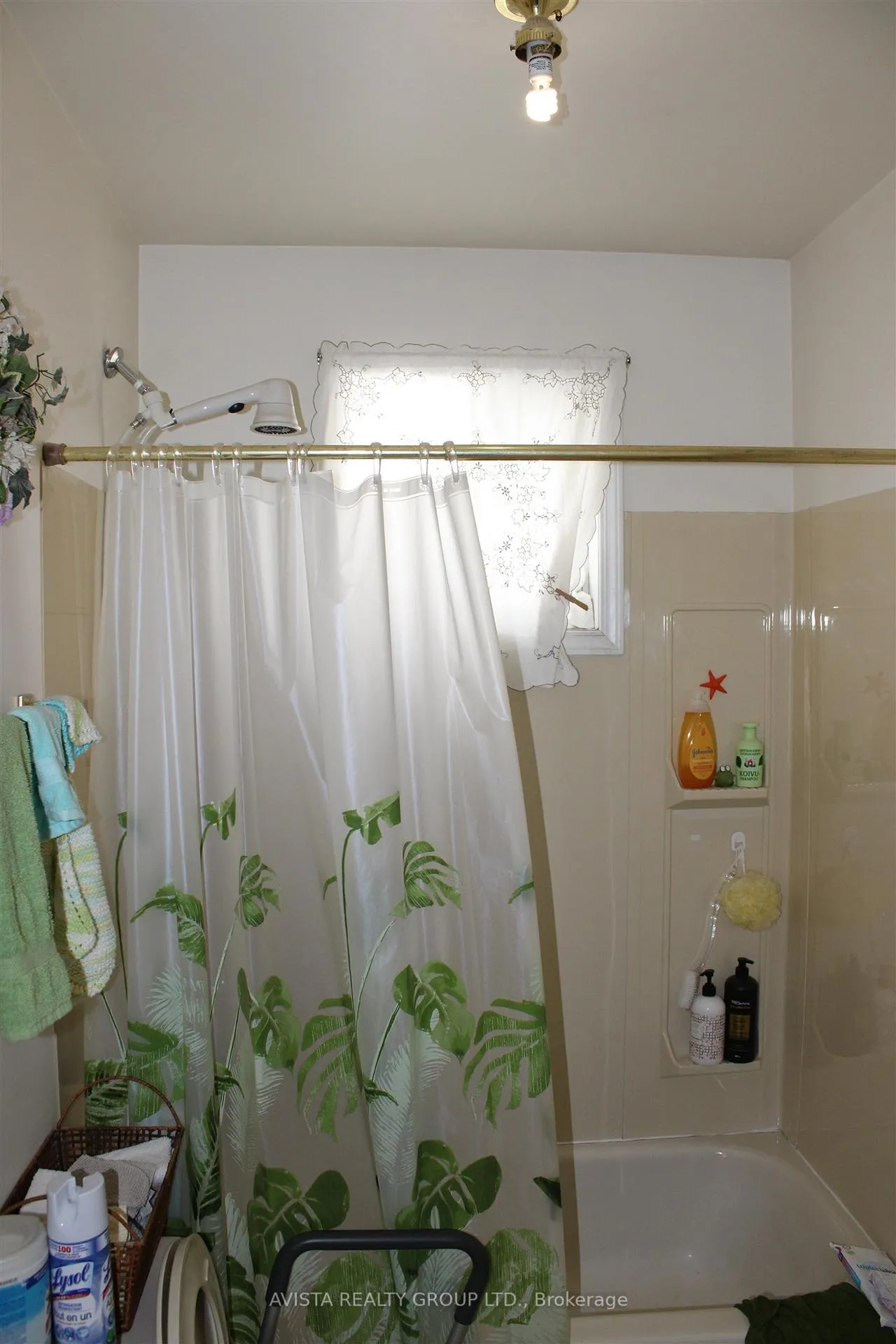 Photo 13 of 13 Kenogami Ave N, Thunder Bay, College Heights — HOMEH