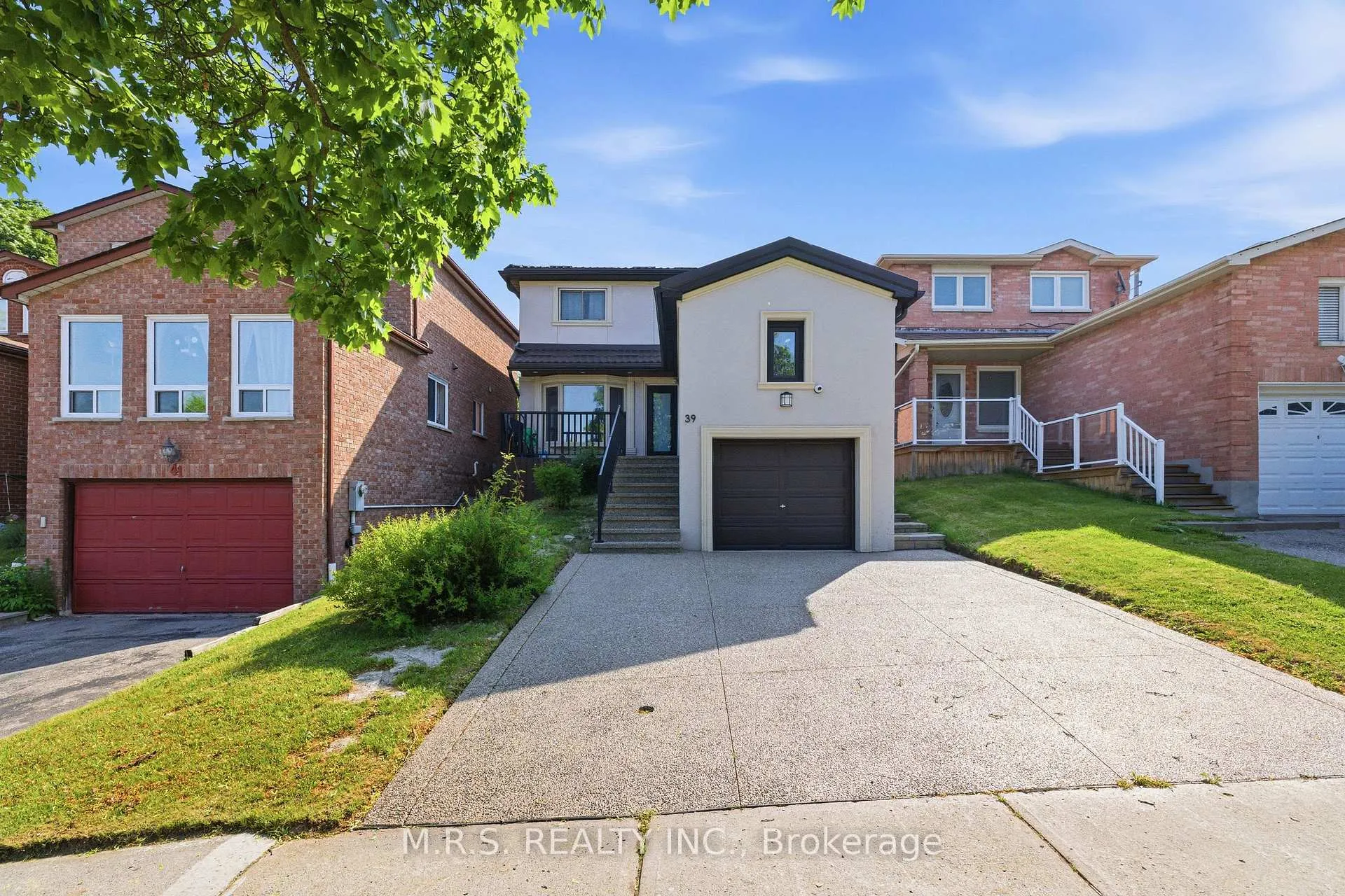 Photo 1 of Unit Bsmnt, 39 Palmer Drive, Ajax, Central East — HOMEH