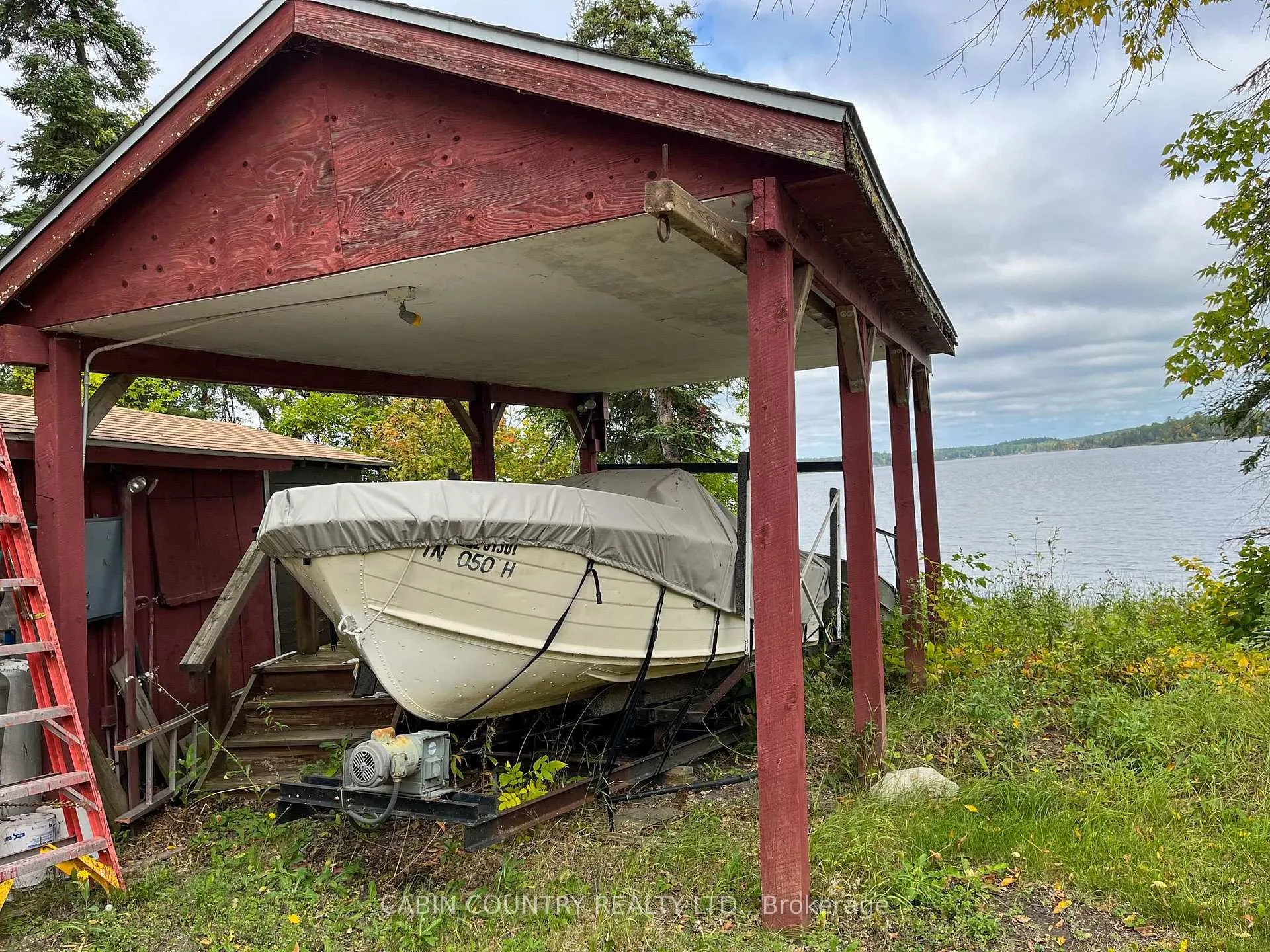 Photo 7 of 1 Minnesabic Island, Kenora Remote Area, Lake of the Woods North — HOMEH