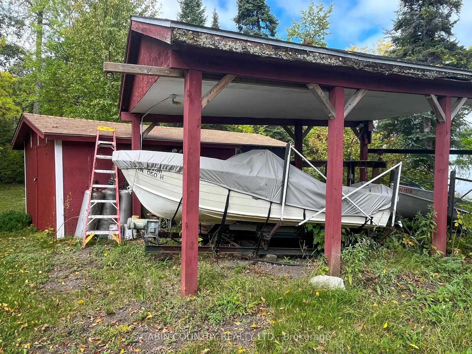 Photo 13 of 1 Minnesabic Island, Kenora Remote Area, Lake of the Woods North — HOMEH