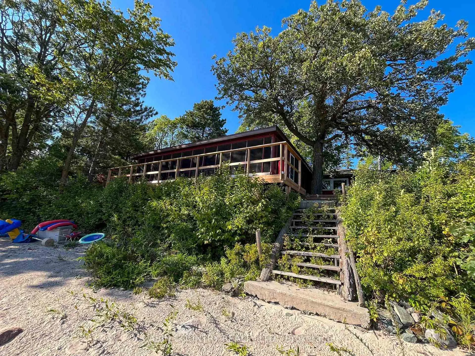 Photo 18 of 1 Minnesabic Island, Kenora Remote Area, Lake of the Woods North — HOMEH