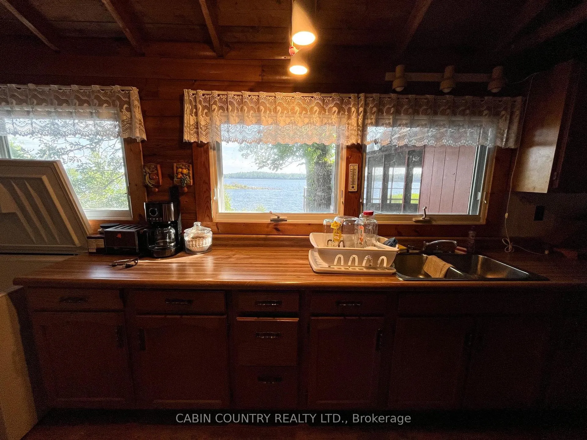 Photo 24 of 1 Minnesabic Island, Kenora Remote Area, Lake of the Woods North — HOMEH