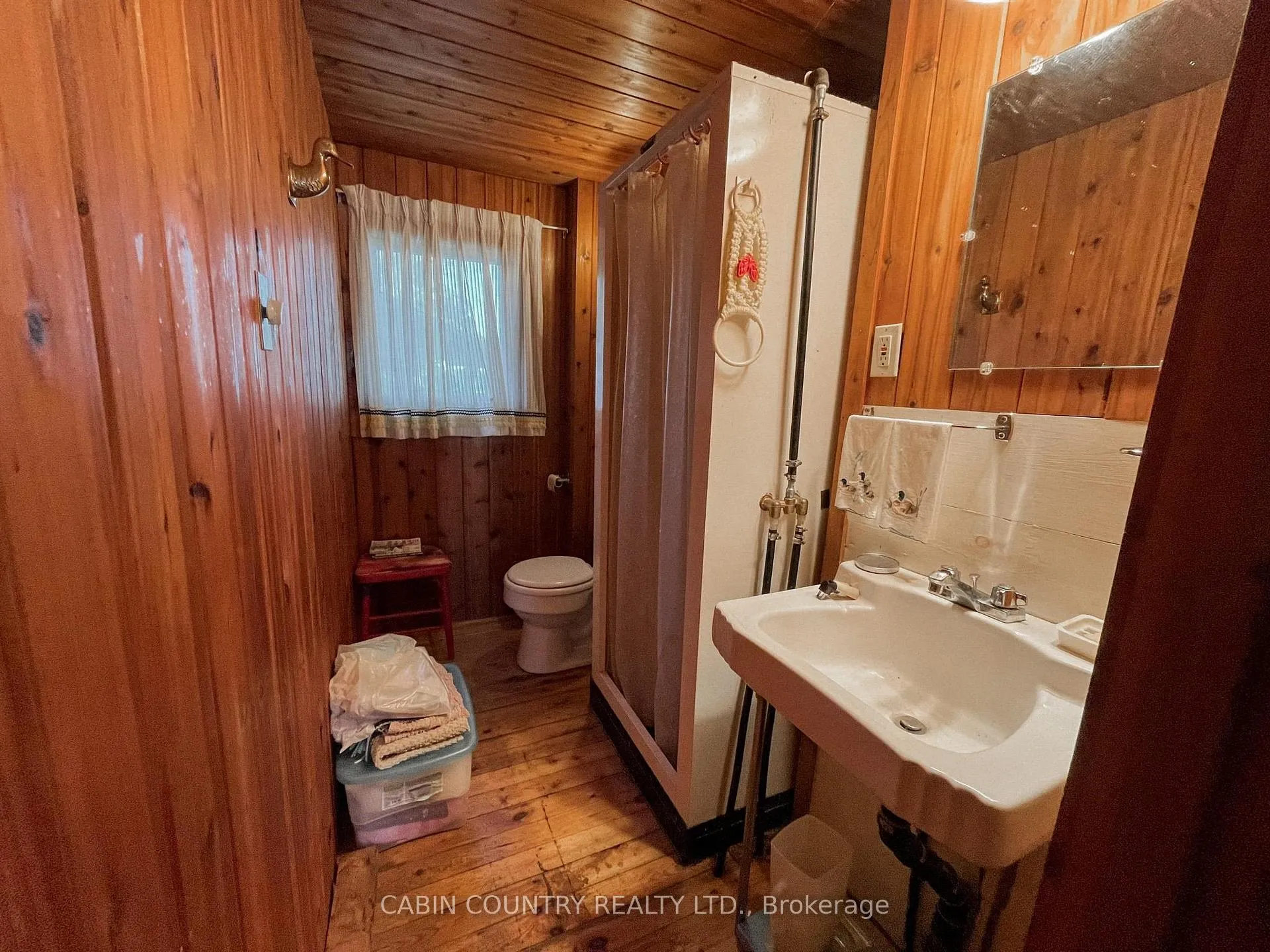 Photo 26 of 1 Minnesabic Island, Kenora Remote Area, Lake of the Woods North — HOMEH