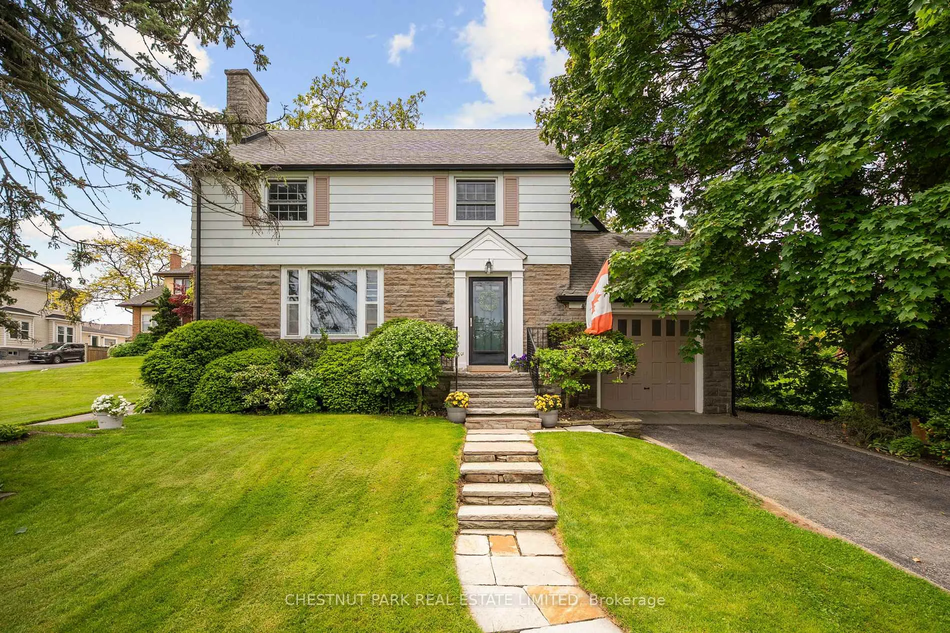 Photo 1 of 5170 King Street, Lincoln, Beamsville — HOMEH