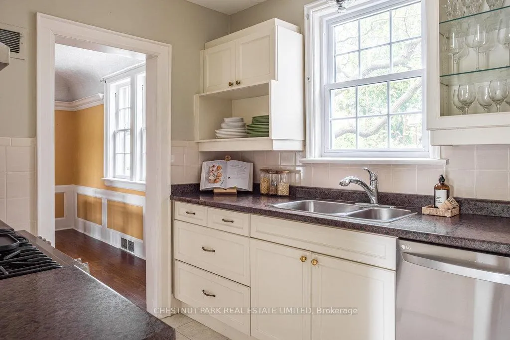 Photo 14 of 5170 King Street, Lincoln, Beamsville — HOMEH