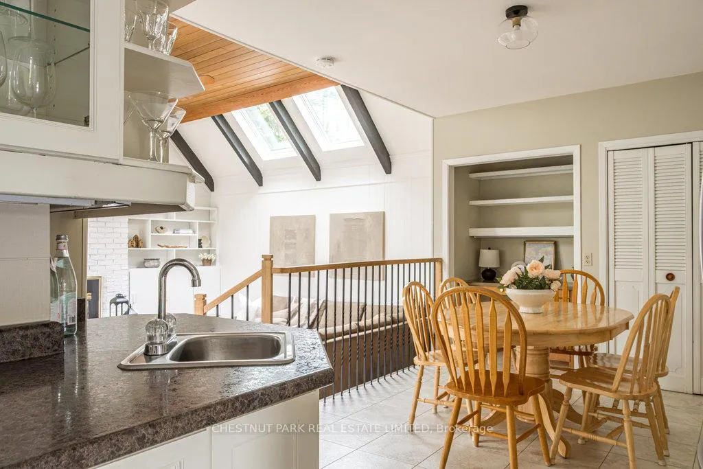 Photo 17 of 5170 King Street, Lincoln, Beamsville — HOMEH