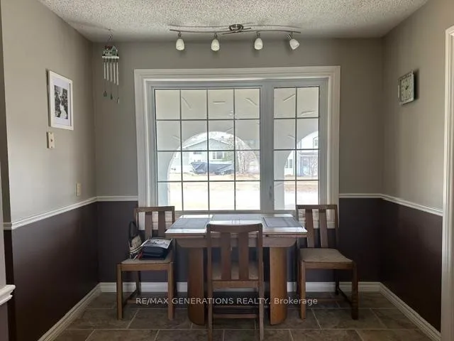 Photo 15 of 46 Bastedo Crescent, Marathon — HOMEH