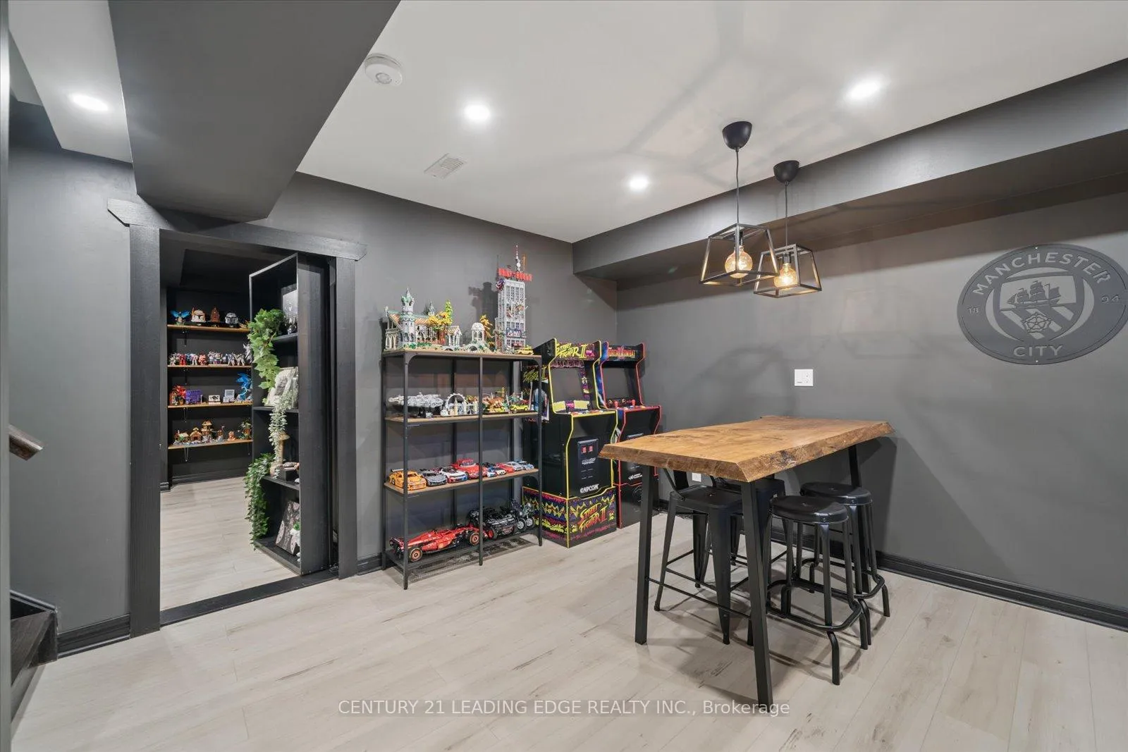 Photo 41 of 238 Coronation Road, Whitby, Taunton North — HOMEH