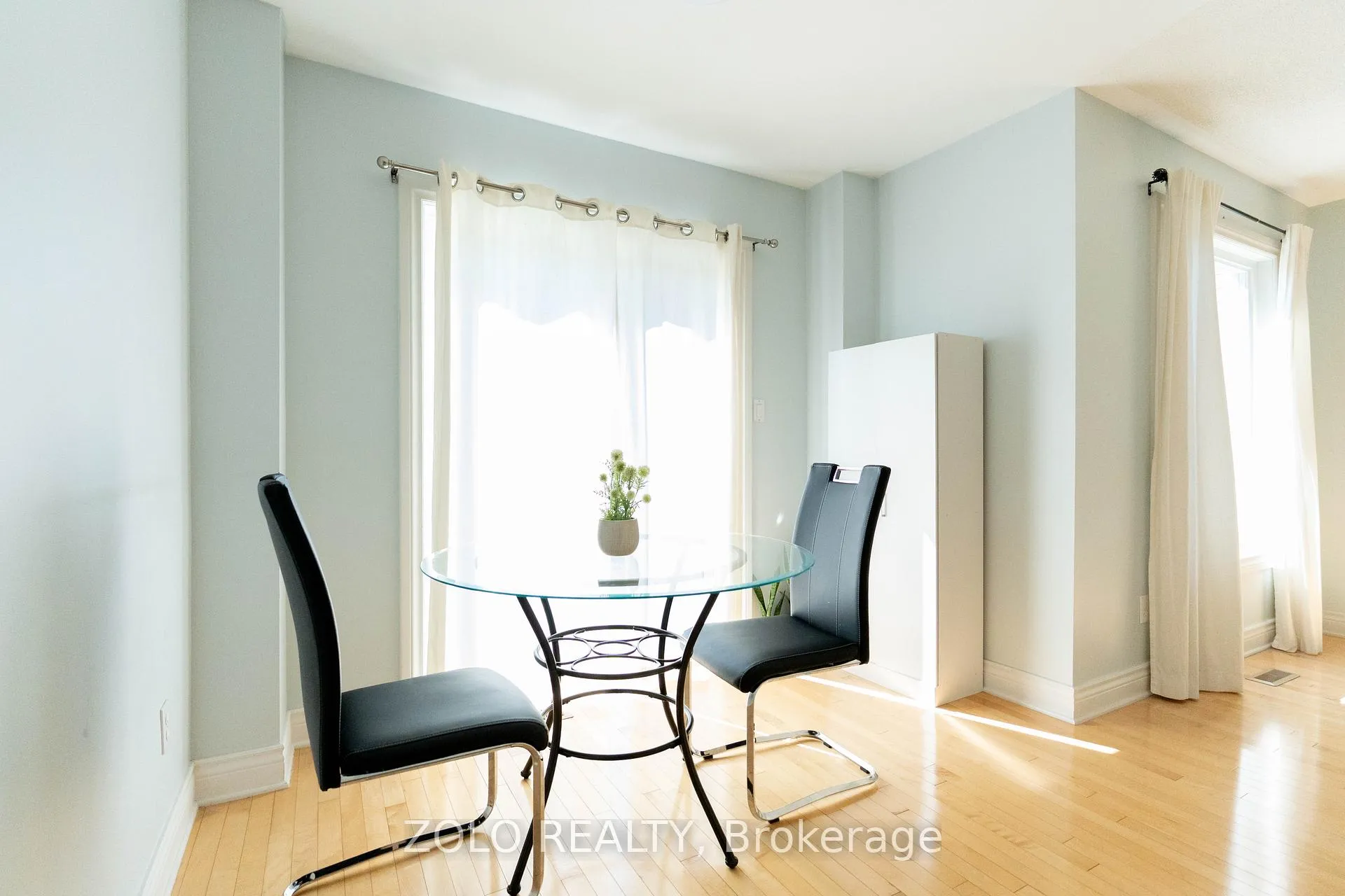 Photo 11 of 308 Howden Crescent, Orangeville — HOMEH
