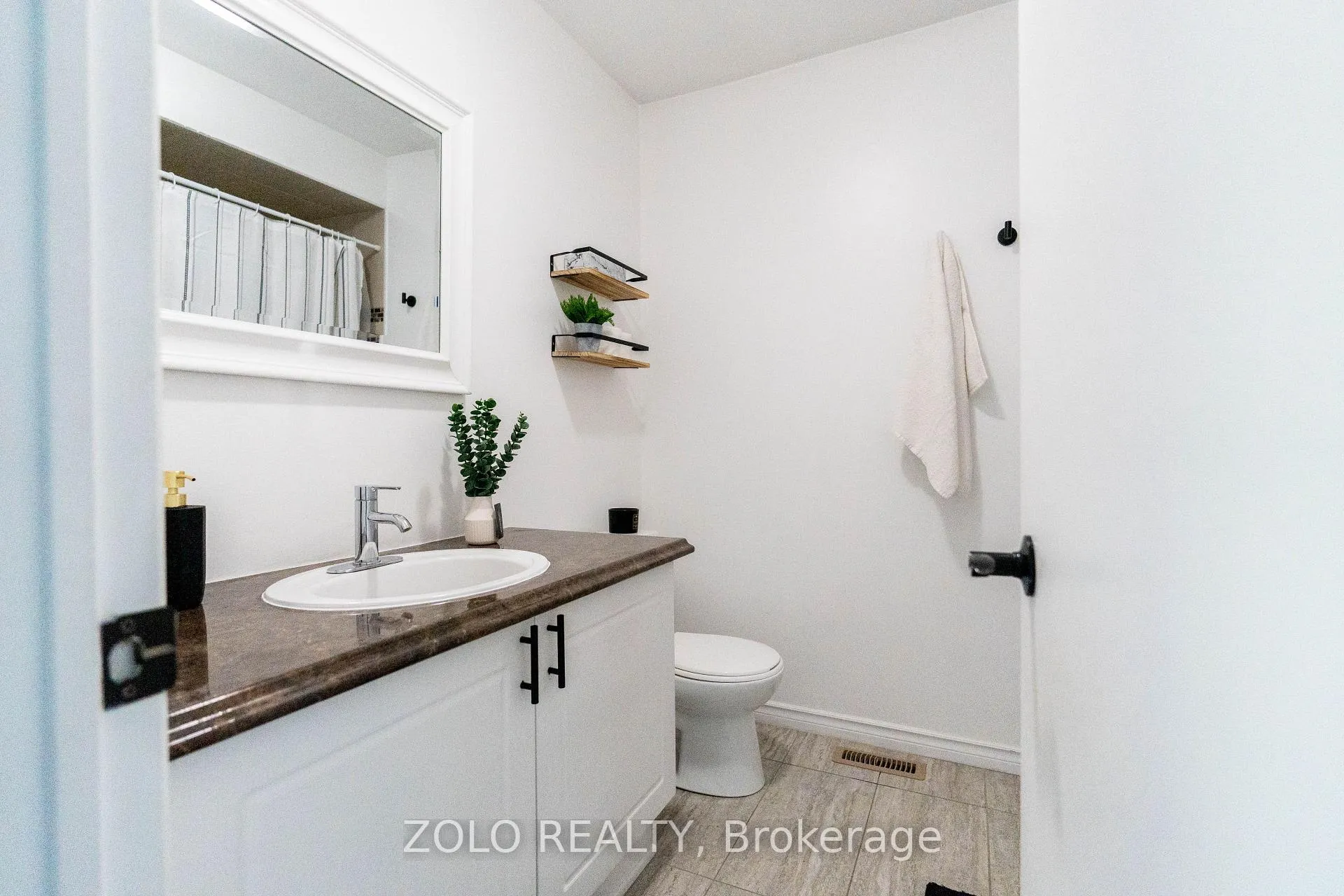 Photo 28 of 308 Howden Crescent, Orangeville — HOMEH