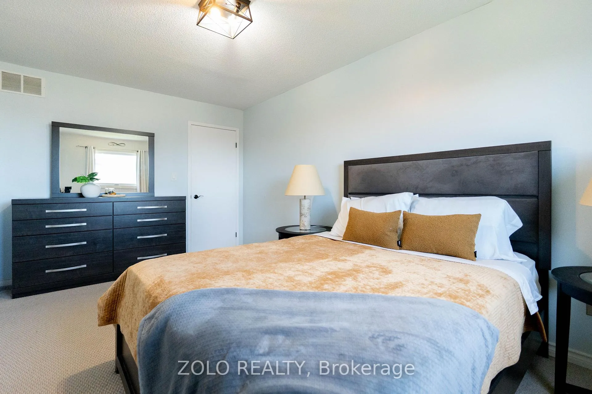 Photo 19 of 308 Howden Crescent, Orangeville — HOMEH