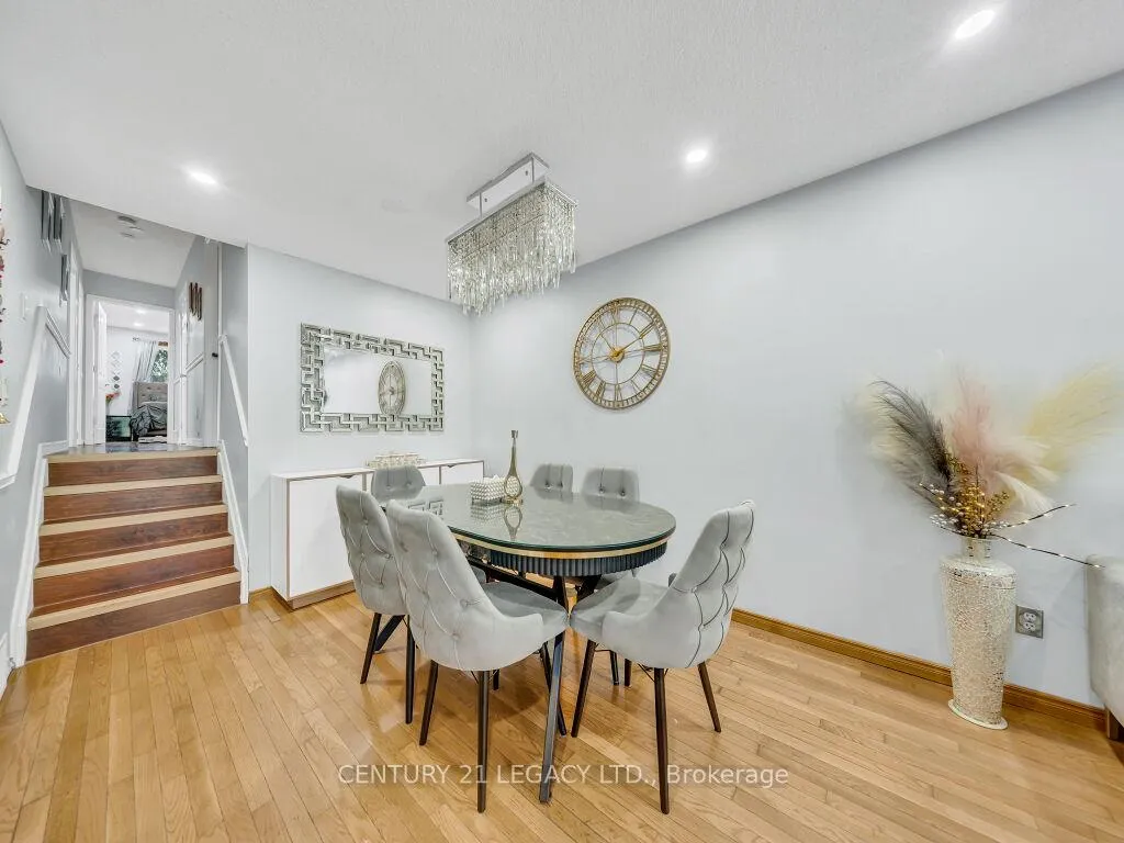 Photo 6 of 957 Francis Road, Burlington, LaSalle — HOMEH