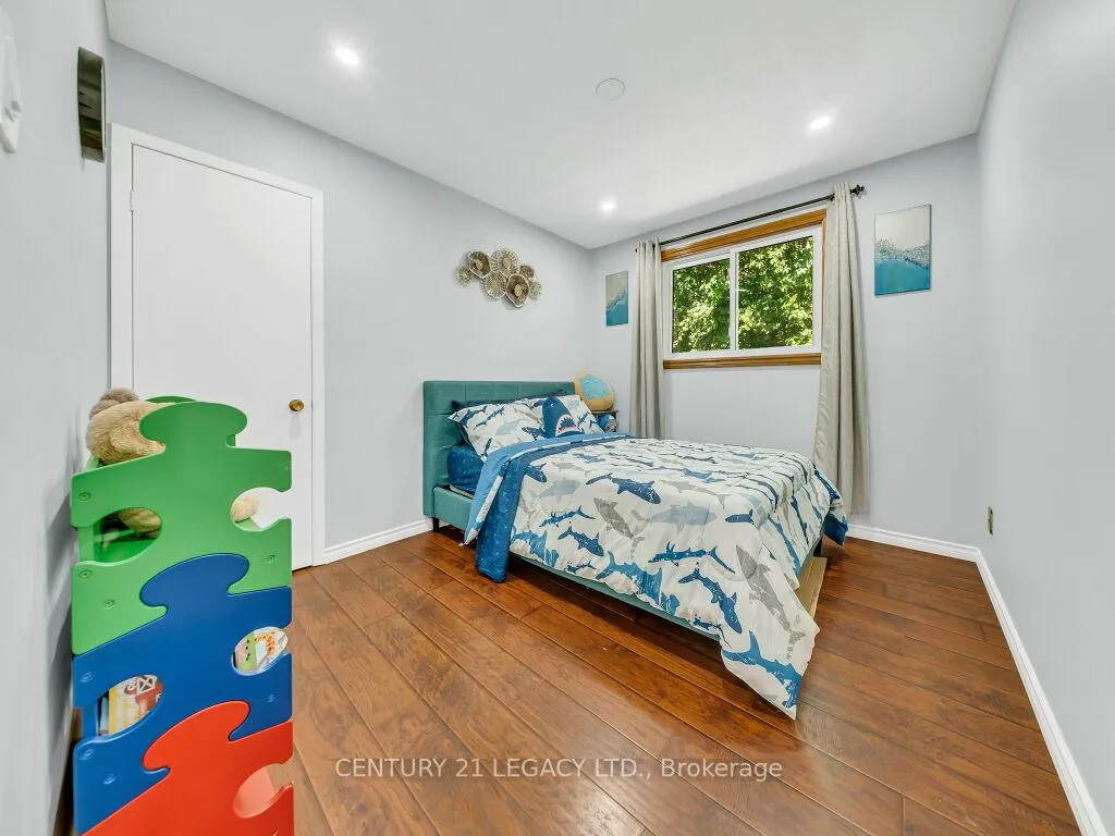 Photo 18 of 957 Francis Road, Burlington, LaSalle — HOMEH