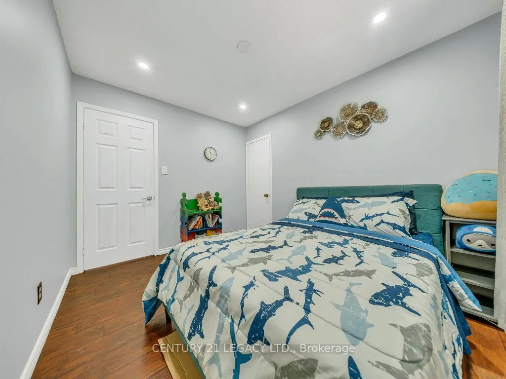 Photo 19 of 957 Francis Road, Burlington, LaSalle — HOMEH