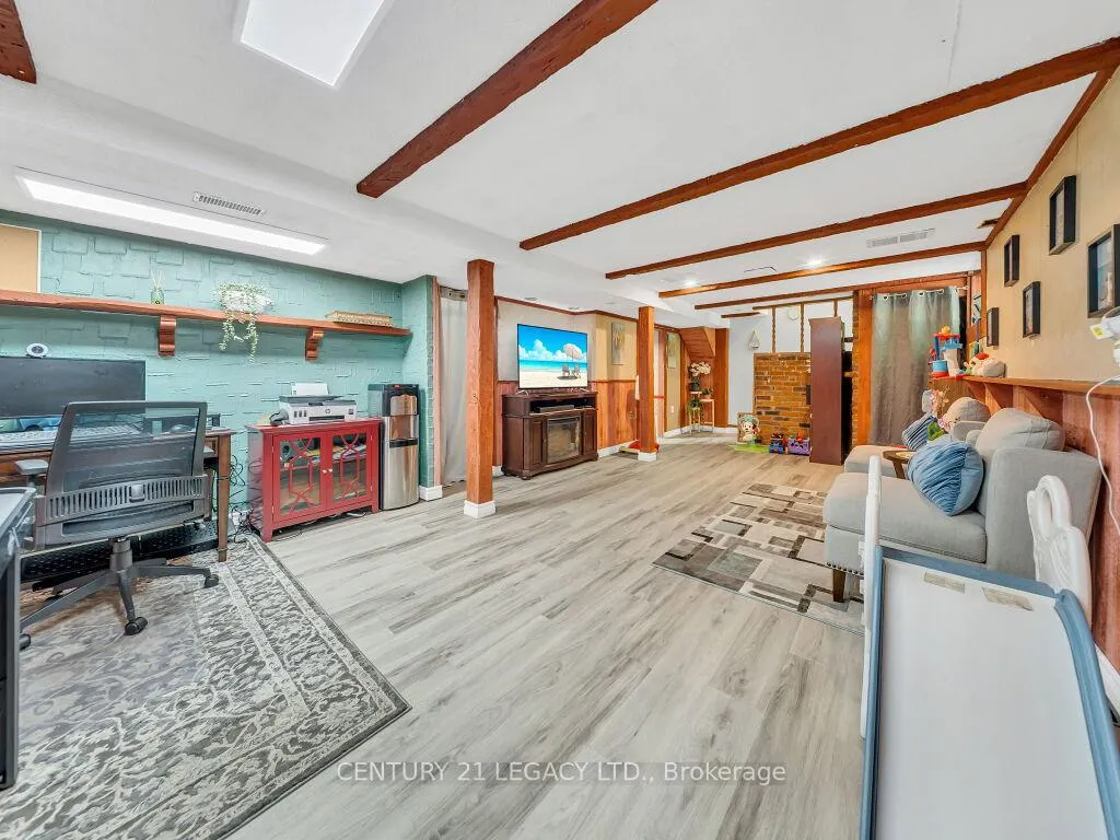 Photo 25 of 957 Francis Road, Burlington, LaSalle — HOMEH
