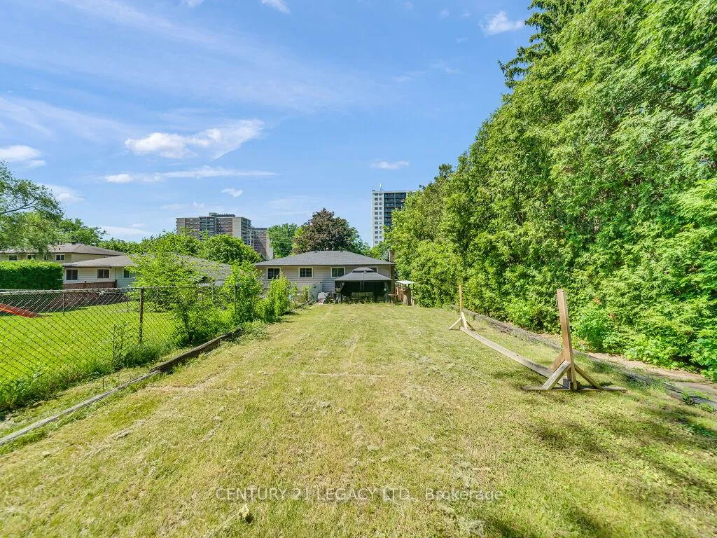 Photo 30 of 957 Francis Road, Burlington, LaSalle — HOMEH