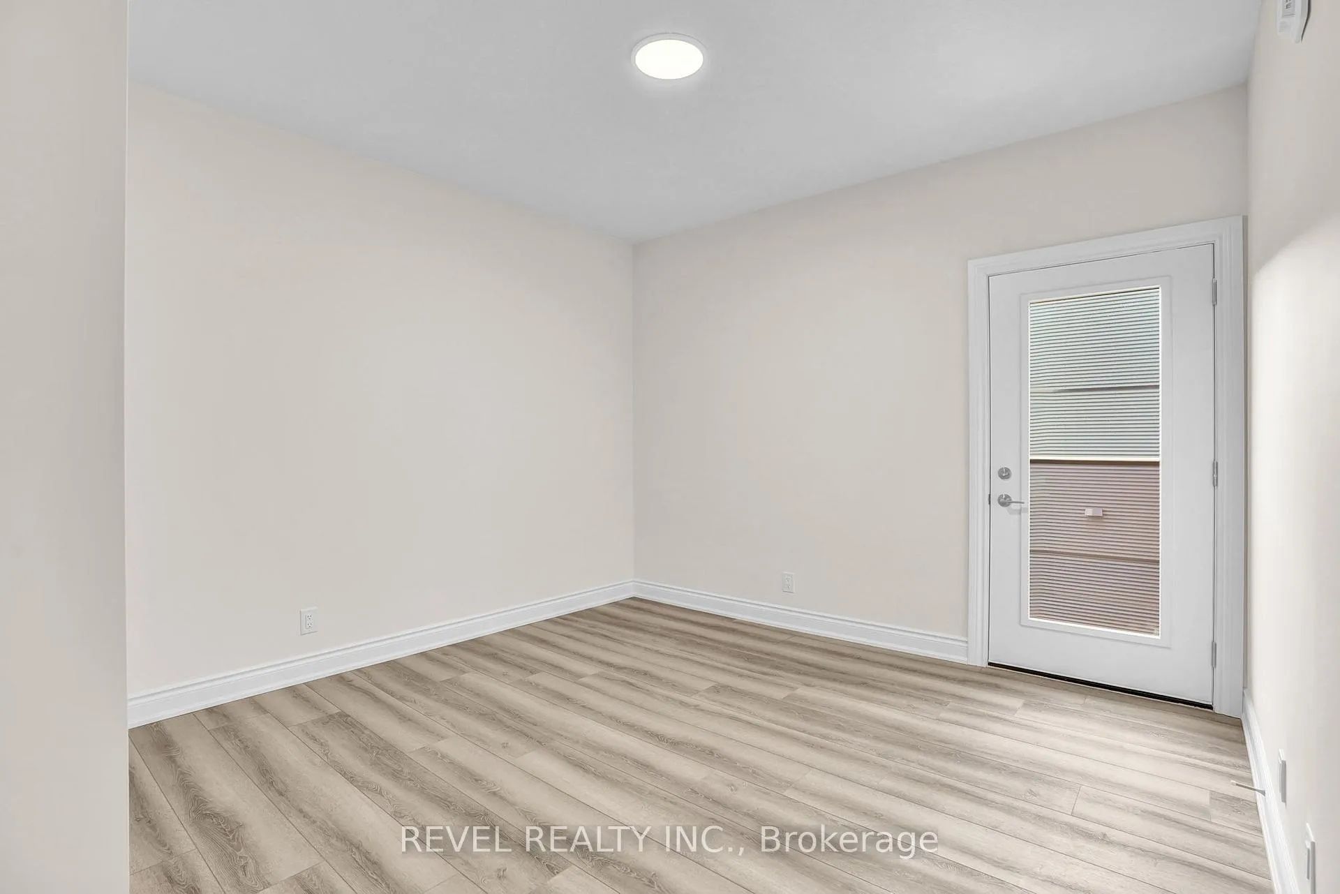 Photo 12 of Unit 2A, 261 King Street E, Hamilton, Stoney Creek — HOMEH