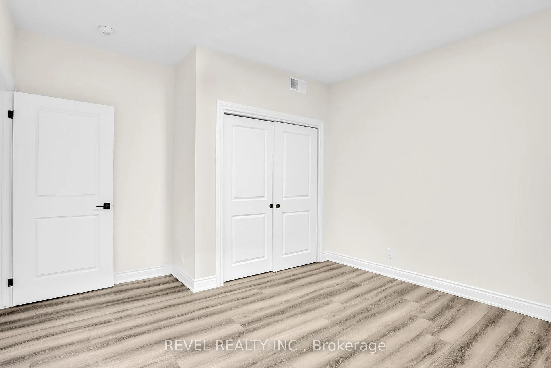 Photo 13 of Unit 2A, 261 King Street E, Hamilton, Stoney Creek — HOMEH