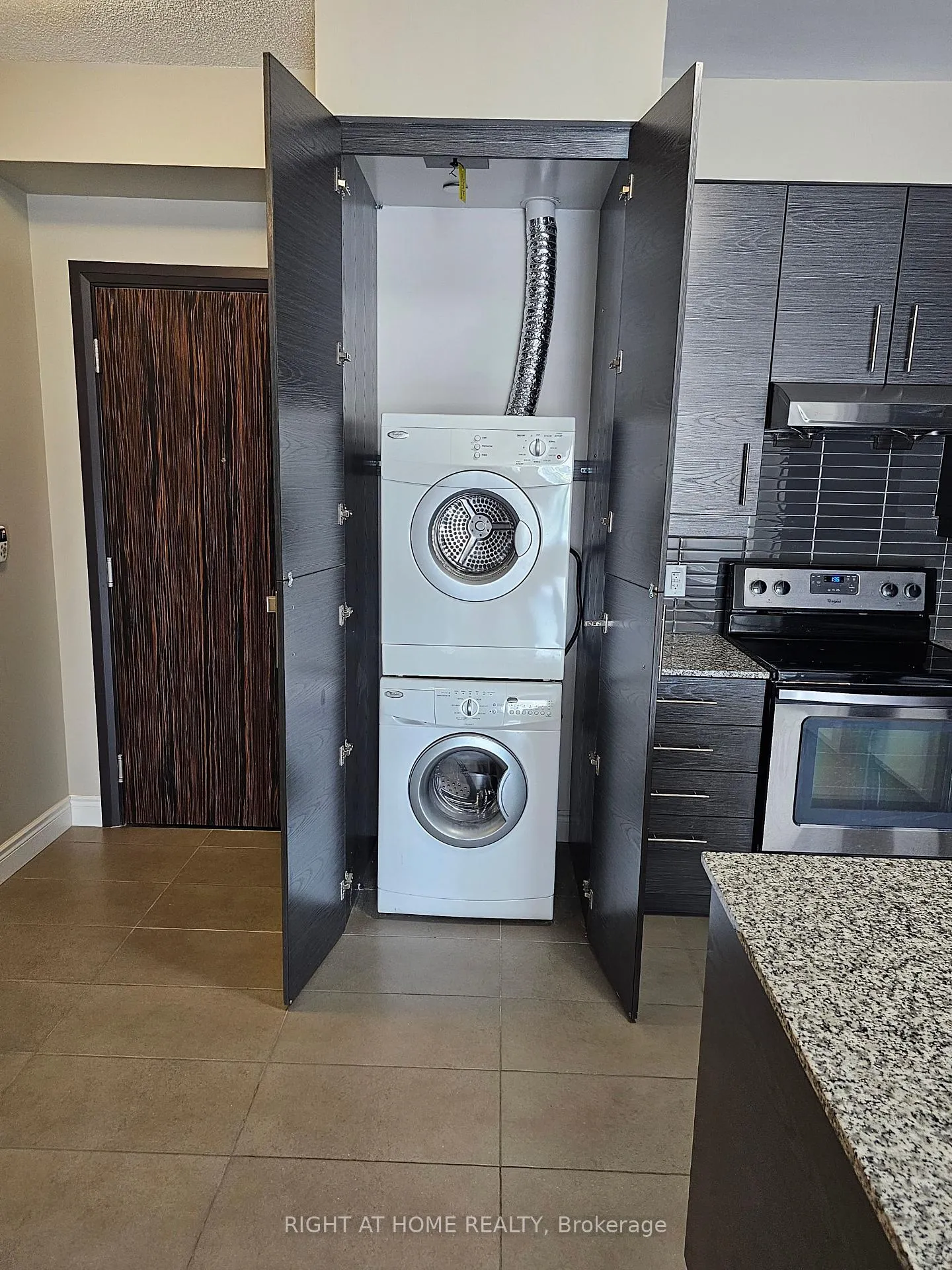 Photo 7 of Unit 511, 325 South Park Road, Markham, Commerce Valley — HOMEH