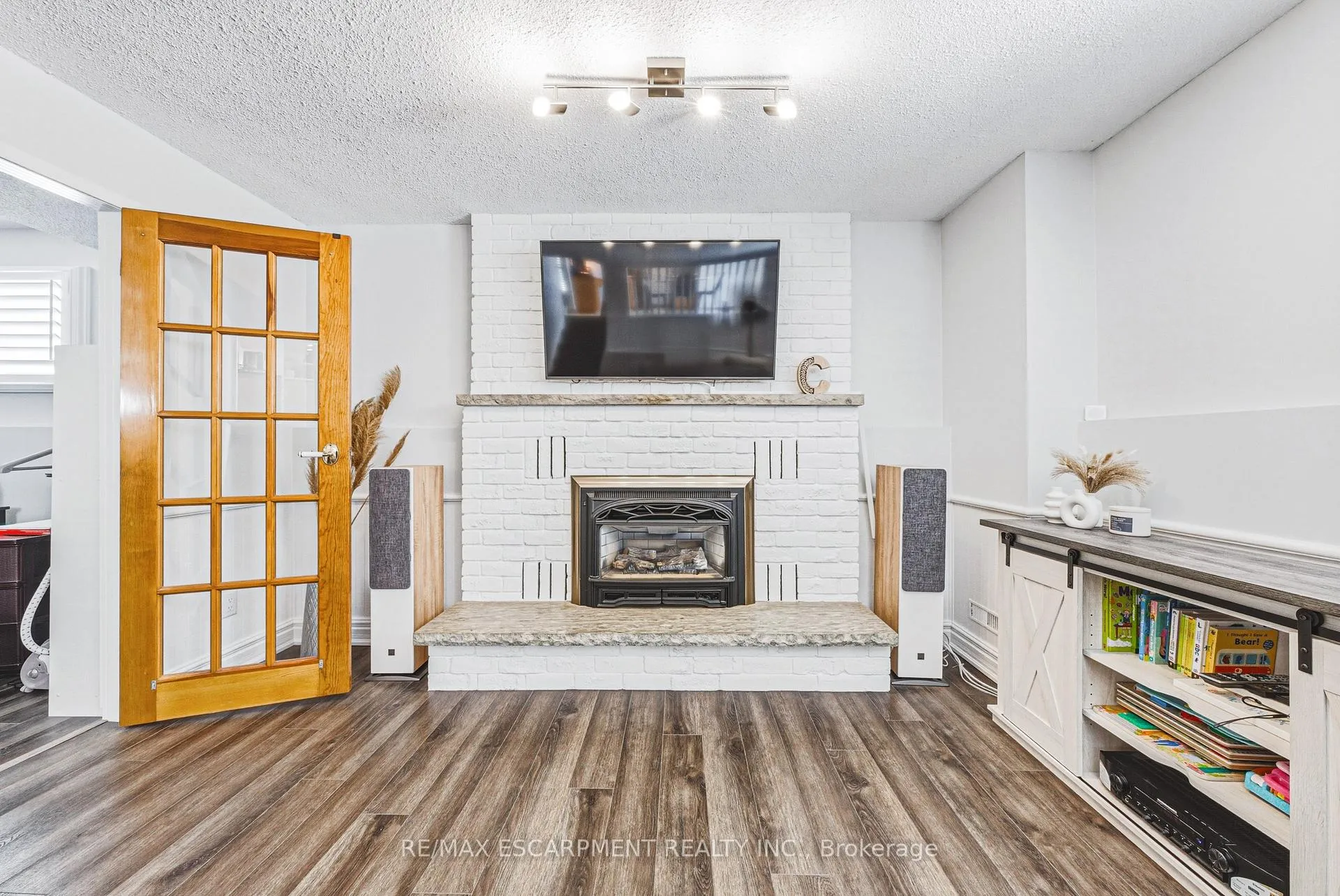 Photo 19 of 32 Ainsworth Street, Hamilton, Stoney Creek Mountain — HOMEH