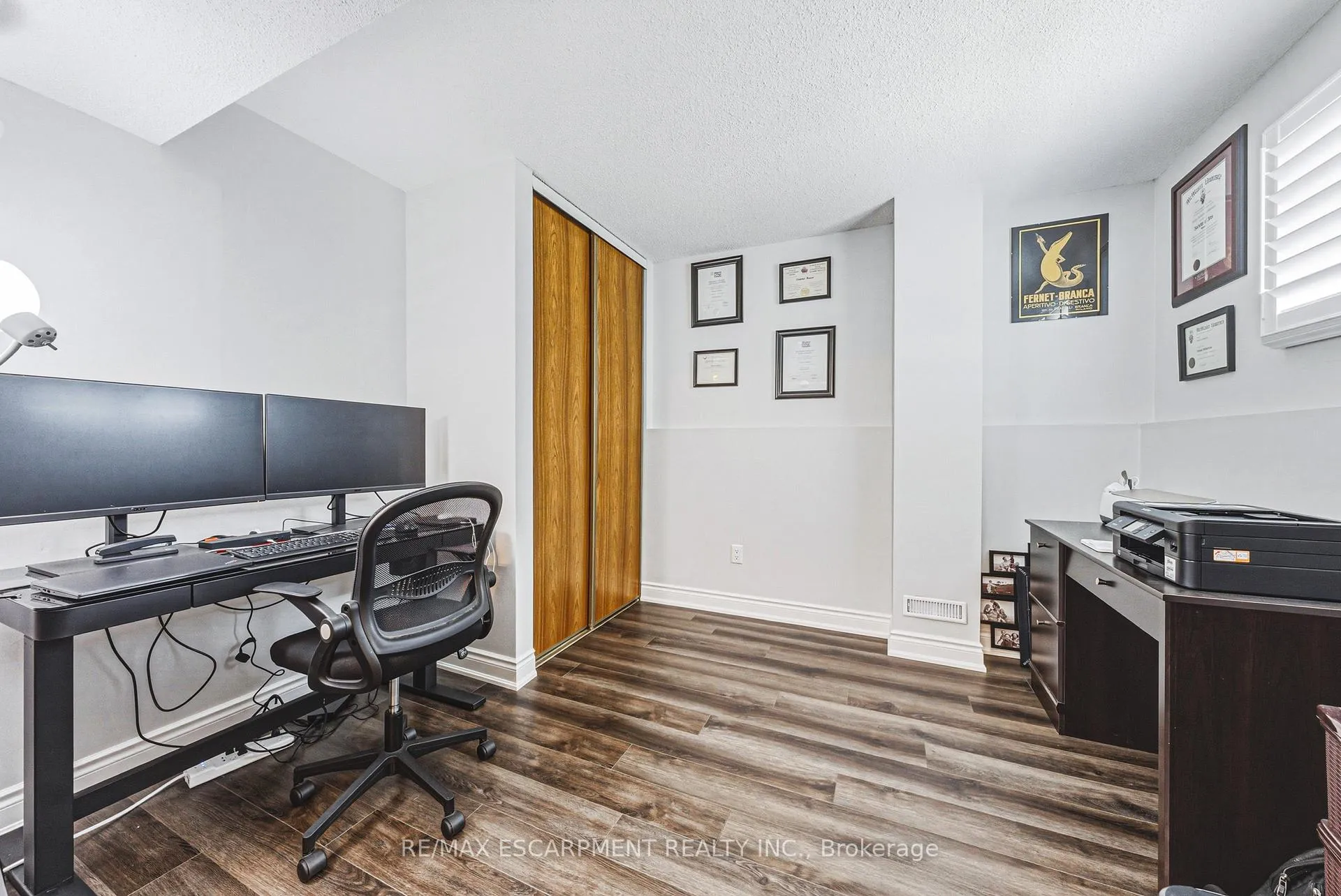 Photo 20 of 32 Ainsworth Street, Hamilton, Stoney Creek Mountain — HOMEH