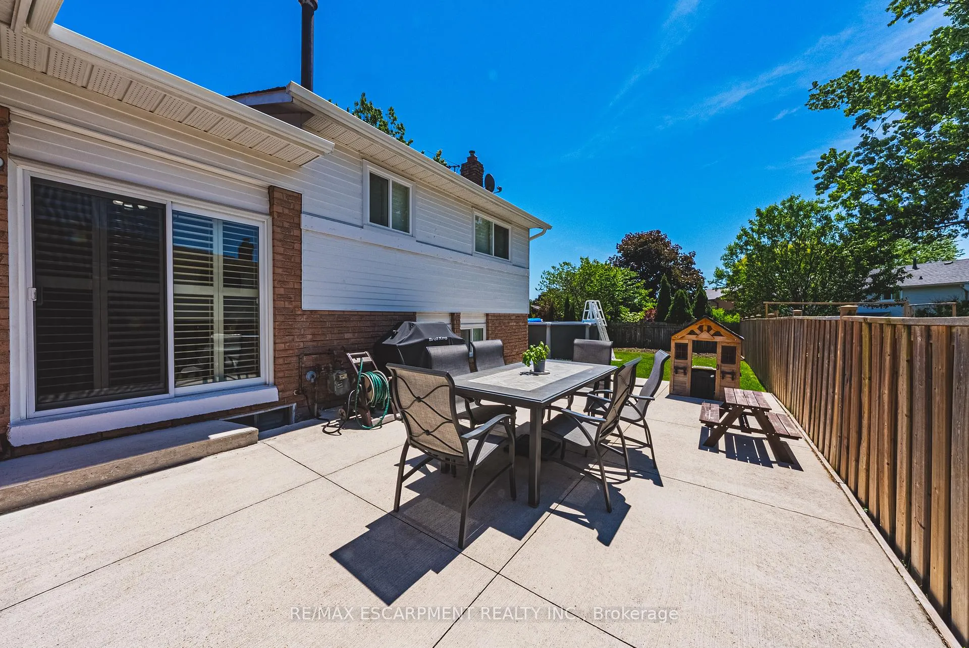 Photo 26 of 32 Ainsworth Street, Hamilton, Stoney Creek Mountain — HOMEH