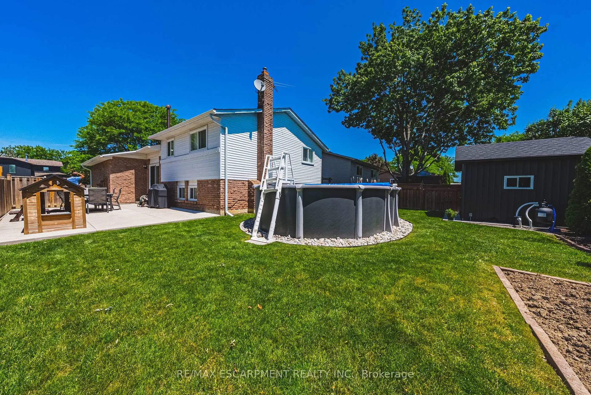 Photo 30 of 32 Ainsworth Street, Hamilton, Stoney Creek Mountain — HOMEH