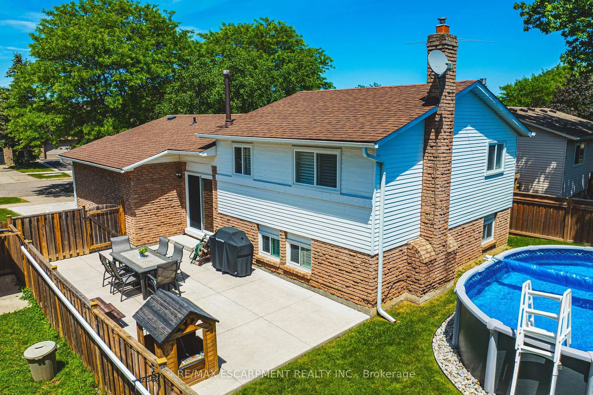 Photo 31 of 32 Ainsworth Street, Hamilton, Stoney Creek Mountain — HOMEH