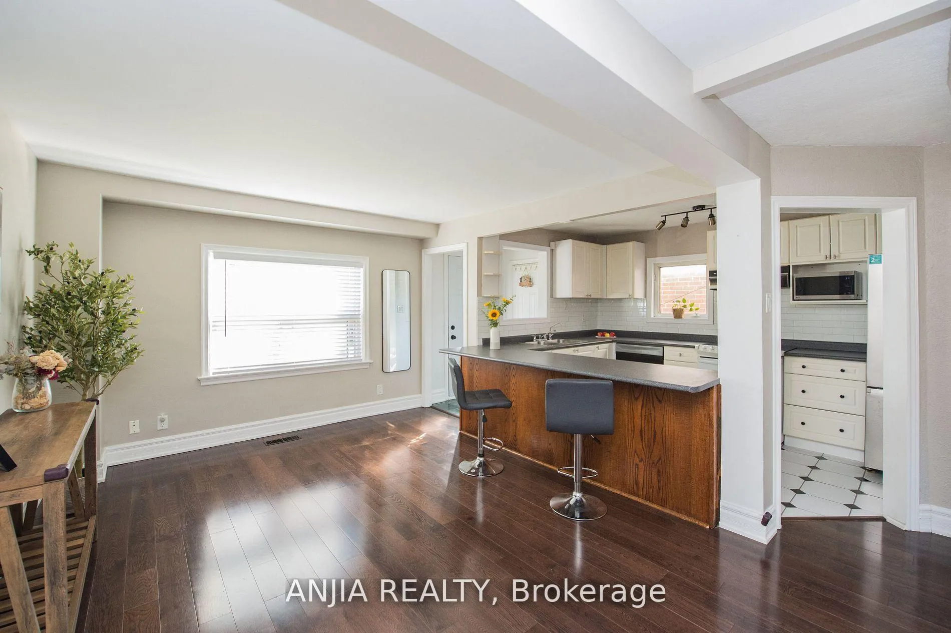 Photo 10 of 76 Adair Road, Toronto, O'Connor-Parkview — HOMEH
