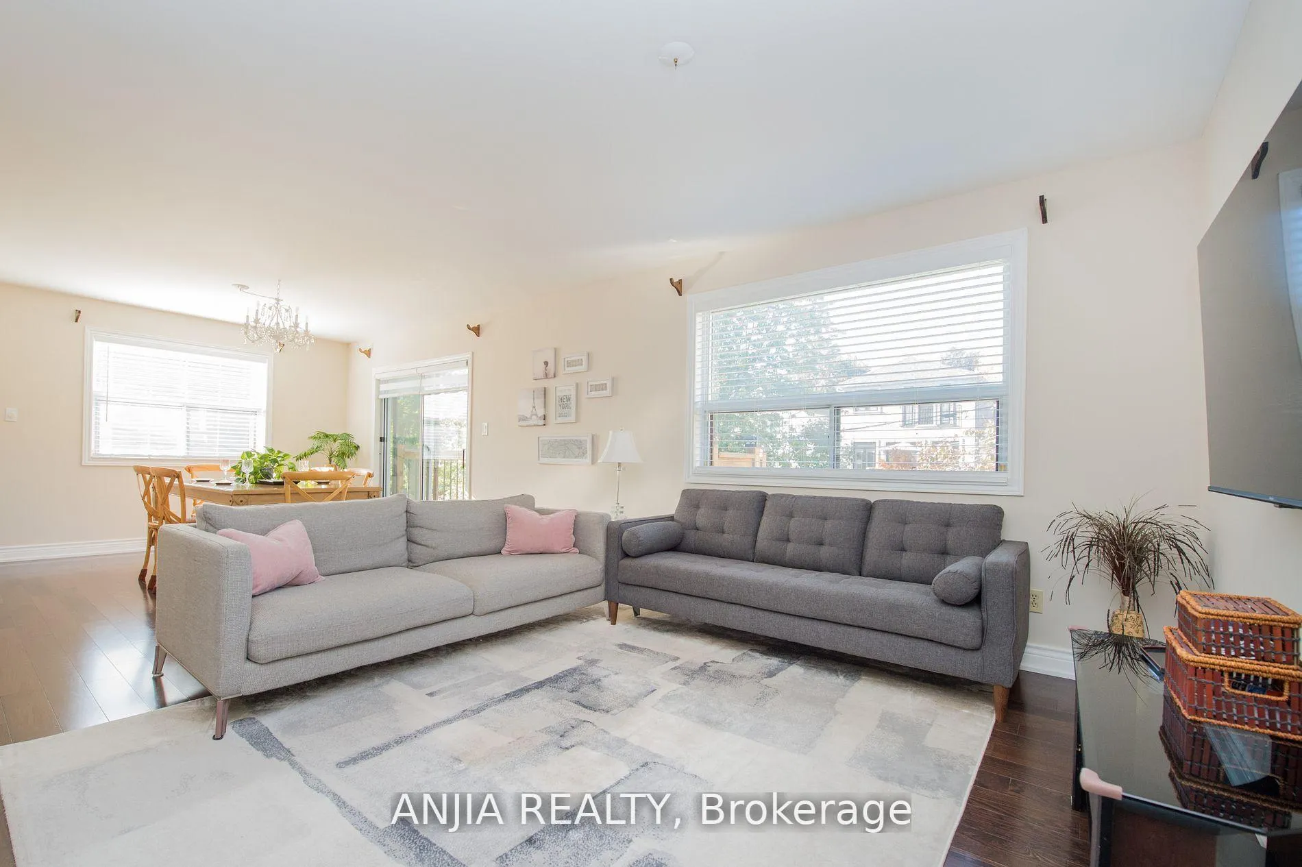 Photo 16 of 76 Adair Road, Toronto, O'Connor-Parkview — HOMEH