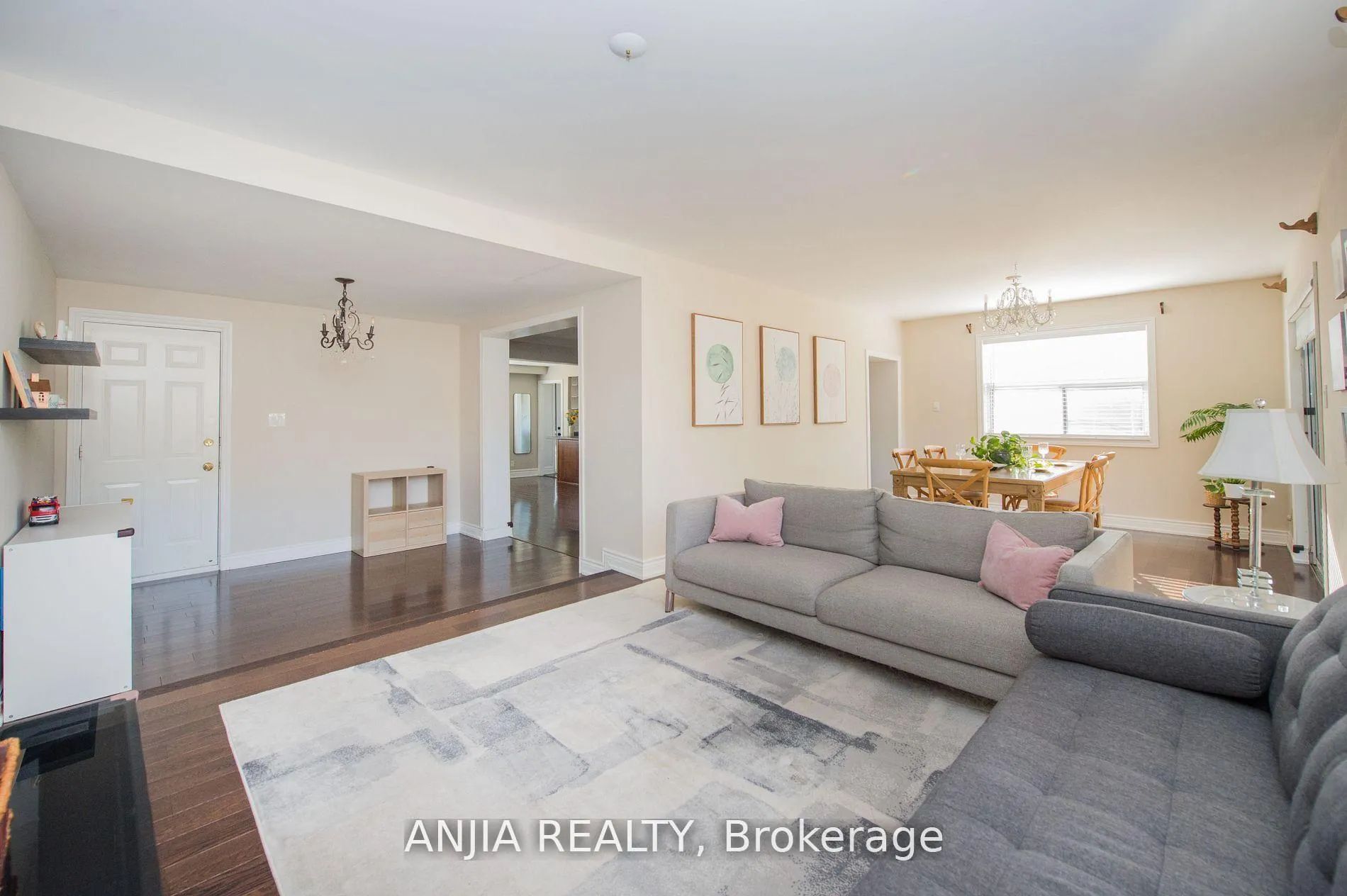 Photo 17 of 76 Adair Road, Toronto, O'Connor-Parkview — HOMEH