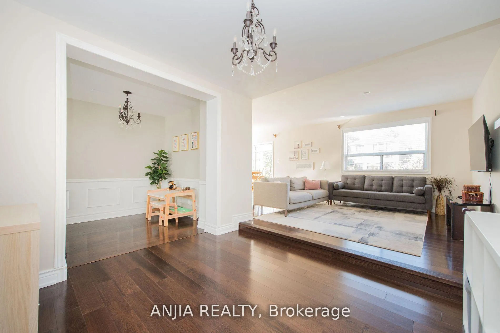 Photo 19 of 76 Adair Road, Toronto, O'Connor-Parkview — HOMEH