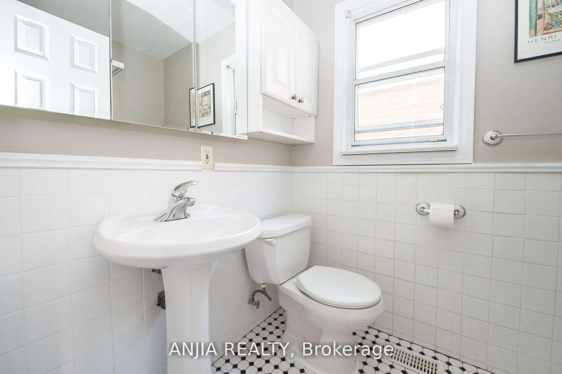Photo 20 of 76 Adair Road, Toronto, O'Connor-Parkview — HOMEH