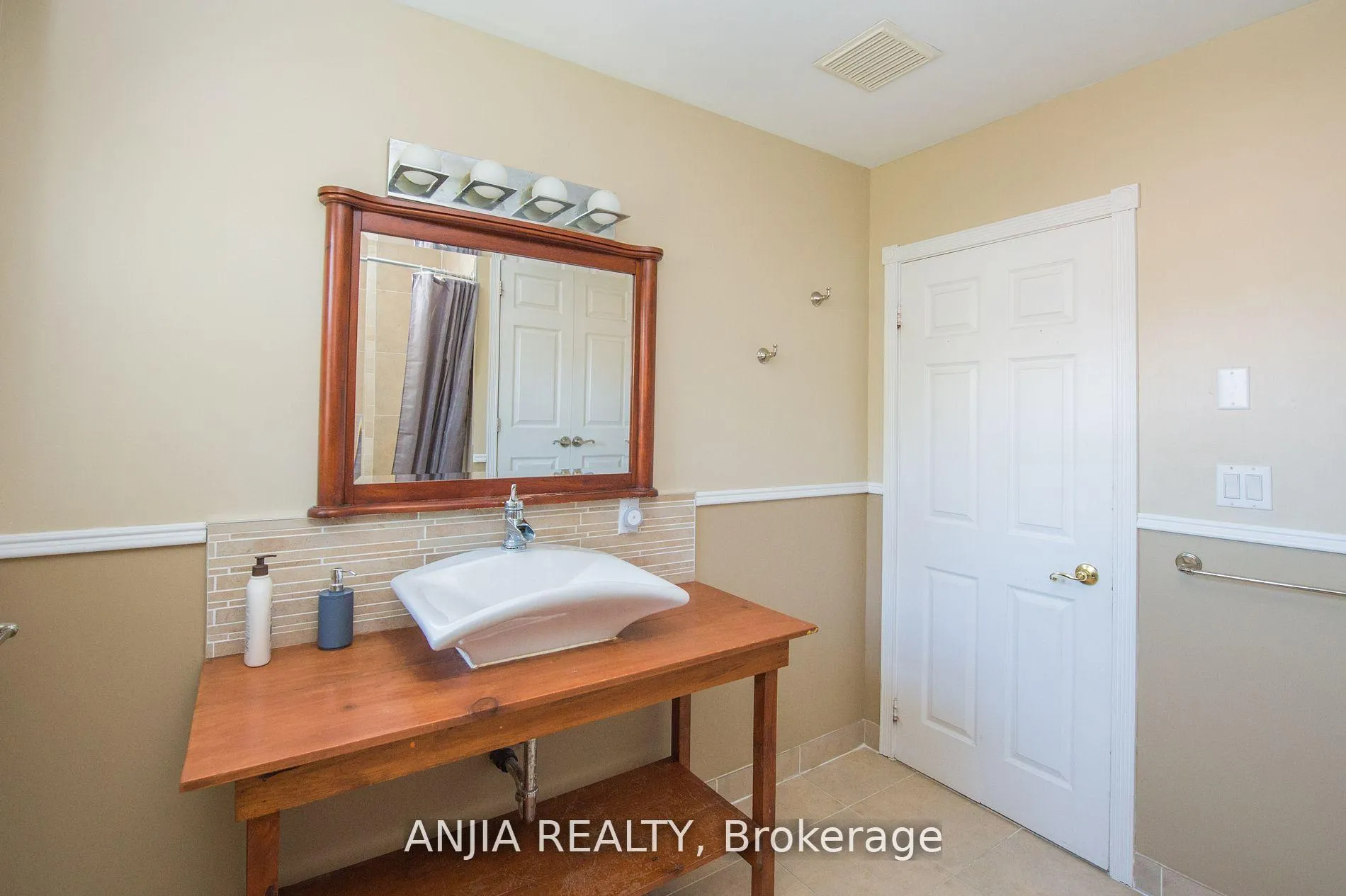 Photo 28 of 76 Adair Road, Toronto, O'Connor-Parkview — HOMEH