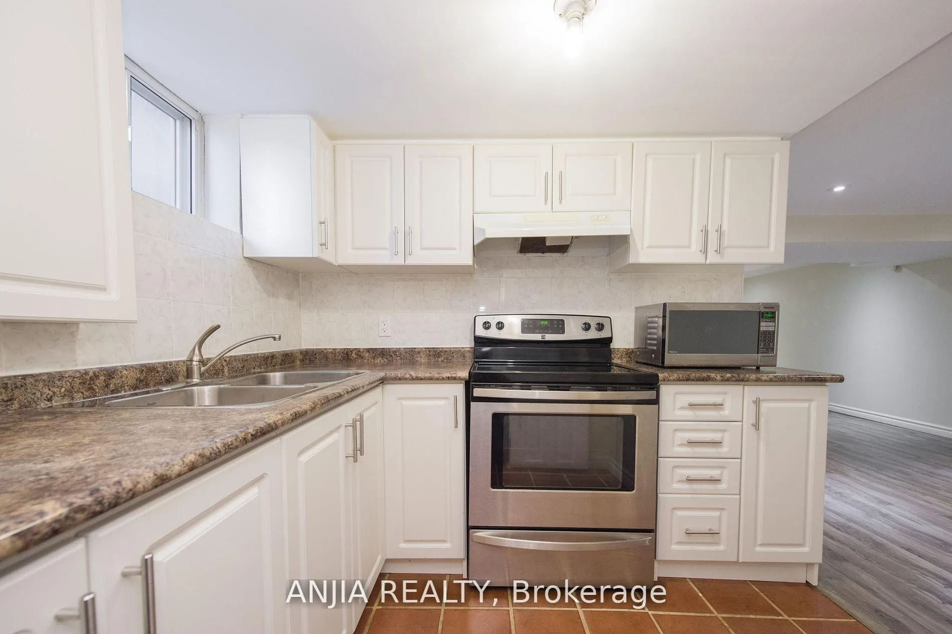 Photo 29 of 76 Adair Road, Toronto, O'Connor-Parkview — HOMEH
