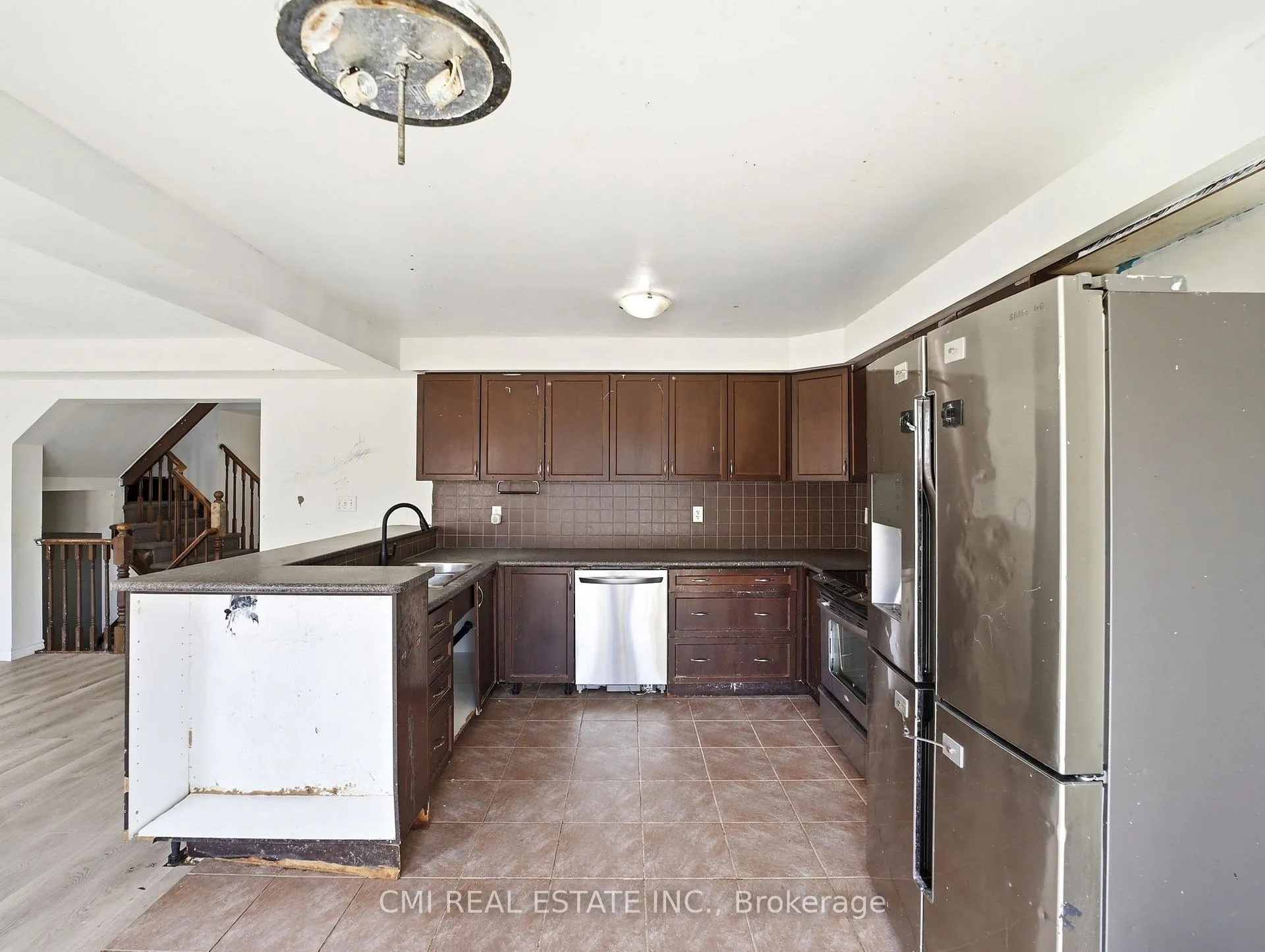 Photo 15 of 155 Fletcher Circle, Cambridge, Silver Heights — HOMEH