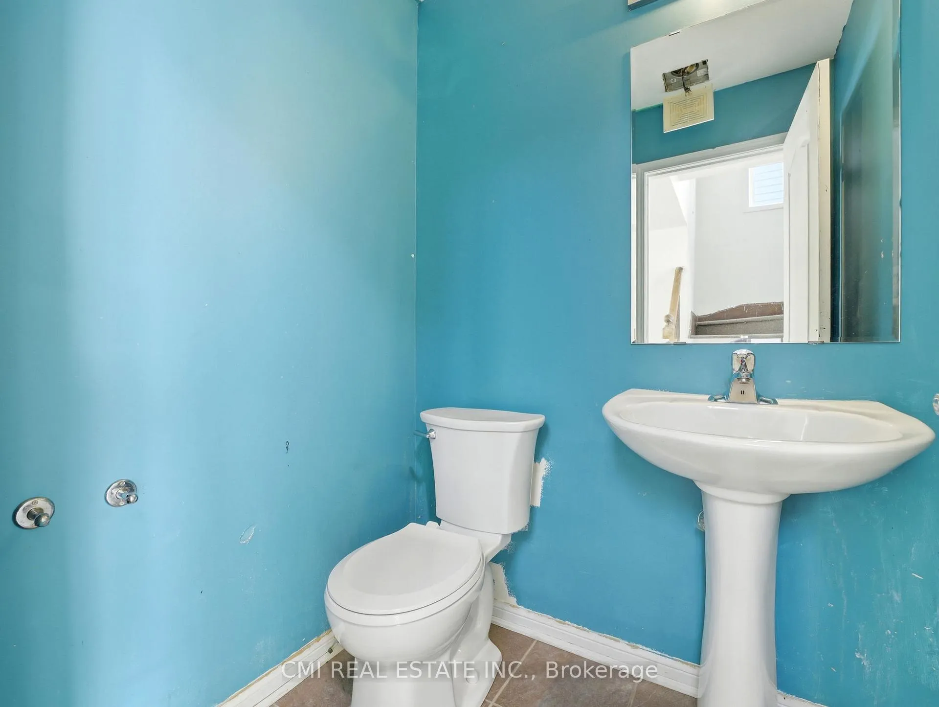 Photo 28 of 155 Fletcher Circle, Cambridge, Silver Heights — HOMEH