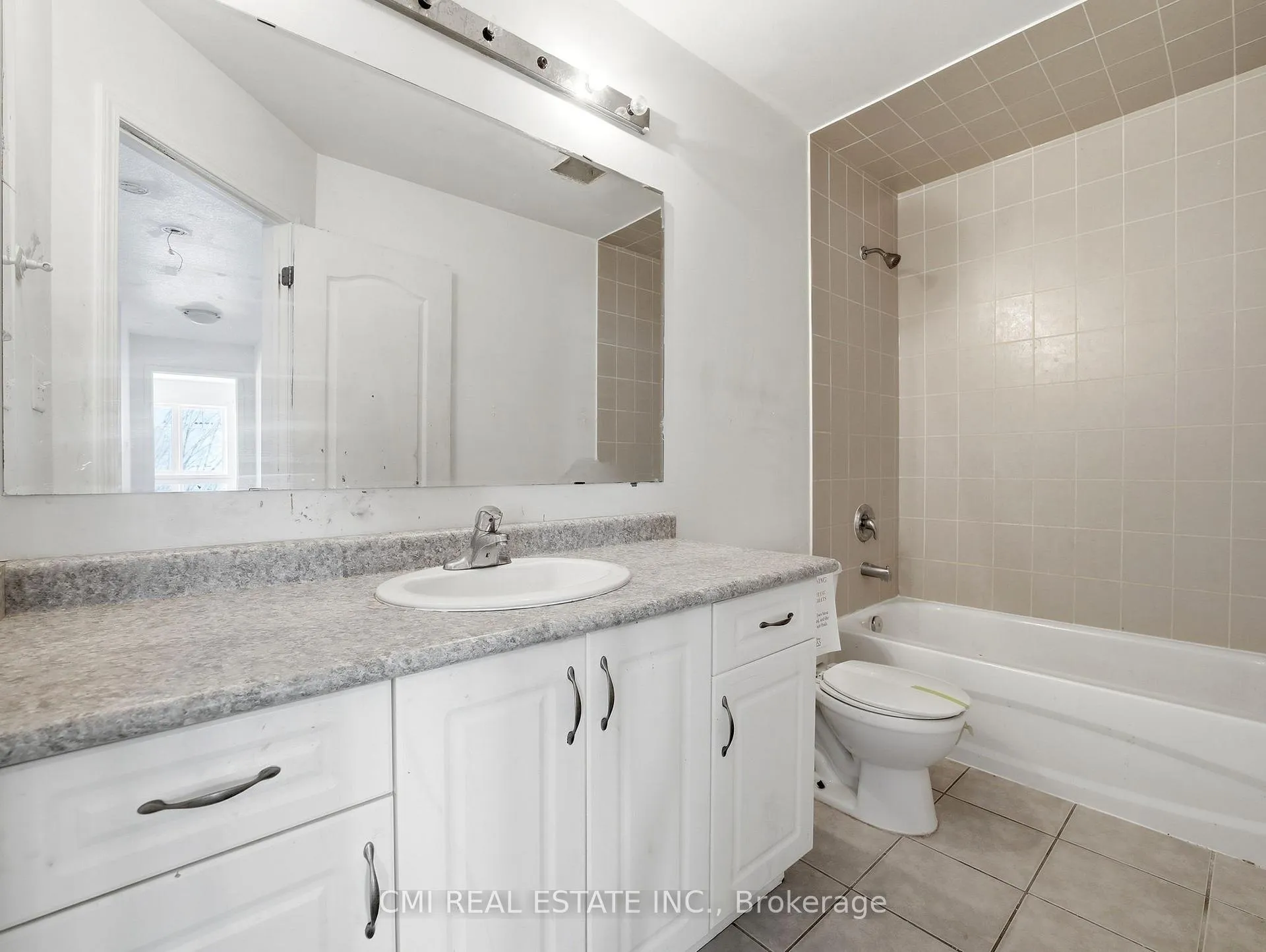 Photo 31 of 155 Fletcher Circle, Cambridge, Silver Heights — HOMEH