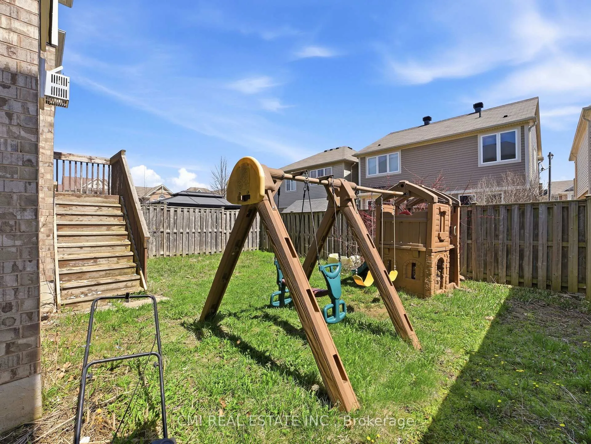 Photo 41 of 155 Fletcher Circle, Cambridge, Silver Heights — HOMEH