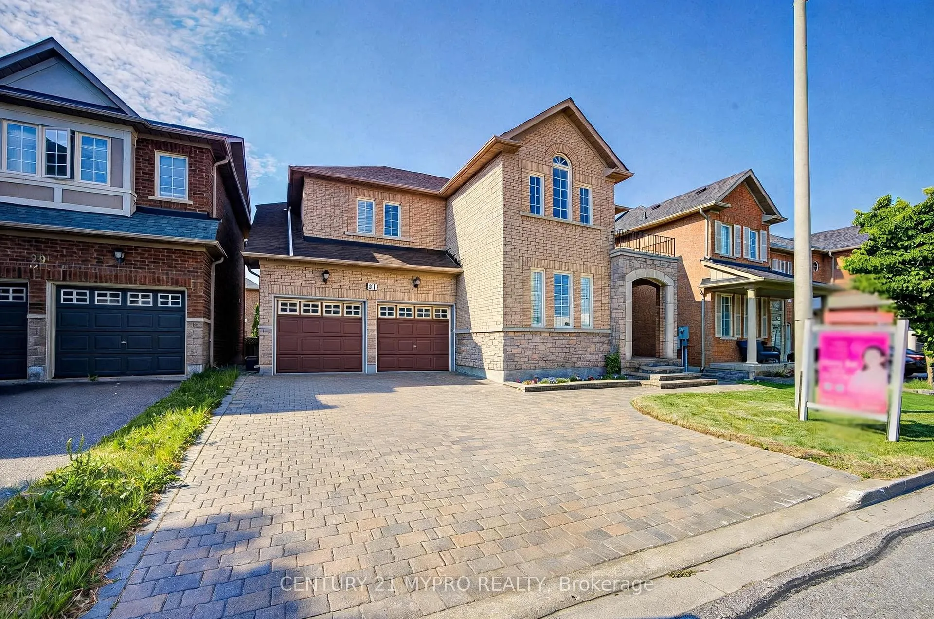 Photo 1 of 31 Starhill Crescent, Markham, Cachet — HOMEH