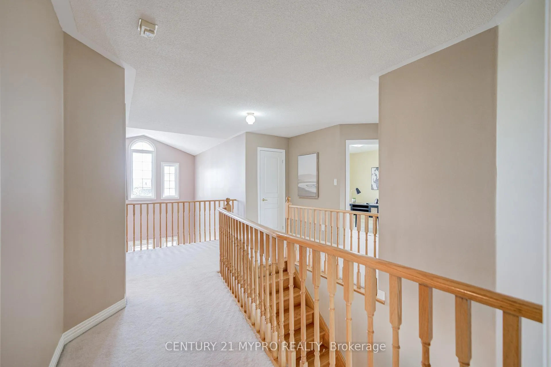 Photo 21 of 31 Starhill Crescent, Markham, Cachet — HOMEH