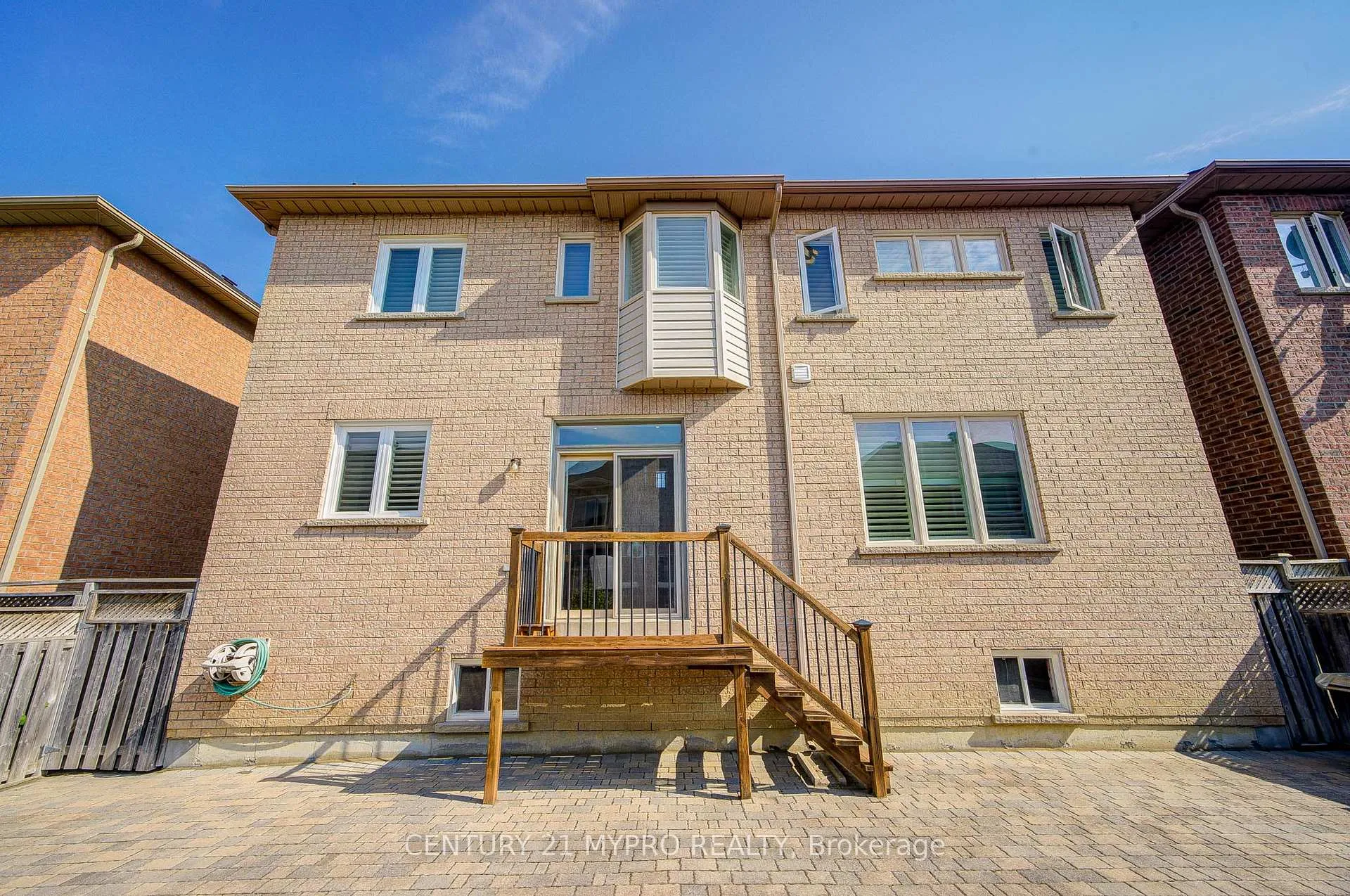 Photo 32 of 31 Starhill Crescent, Markham, Cachet — HOMEH