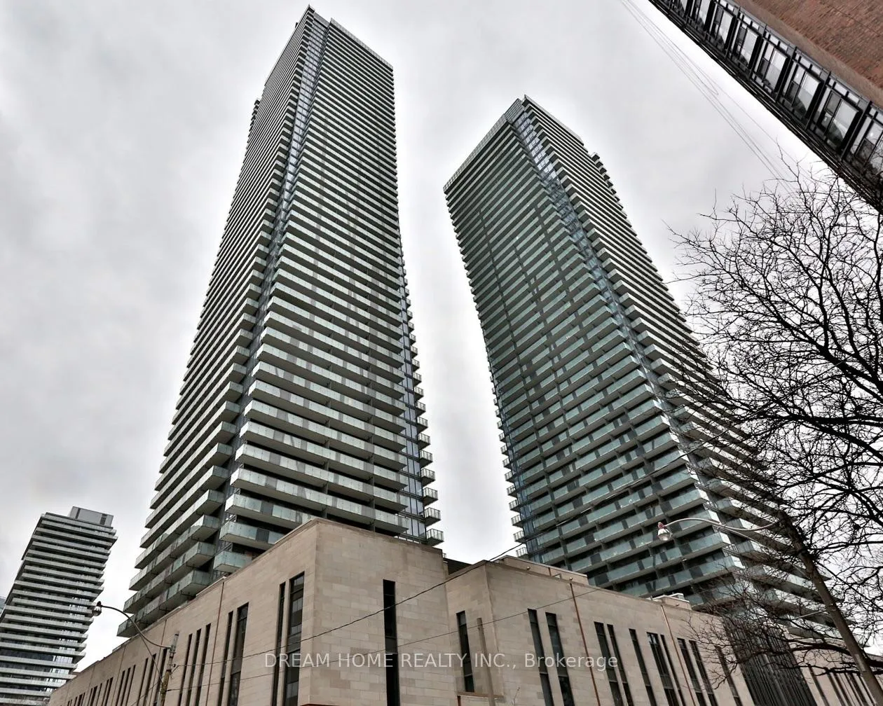 Front of Unit 1611, 65 St. Mary Street