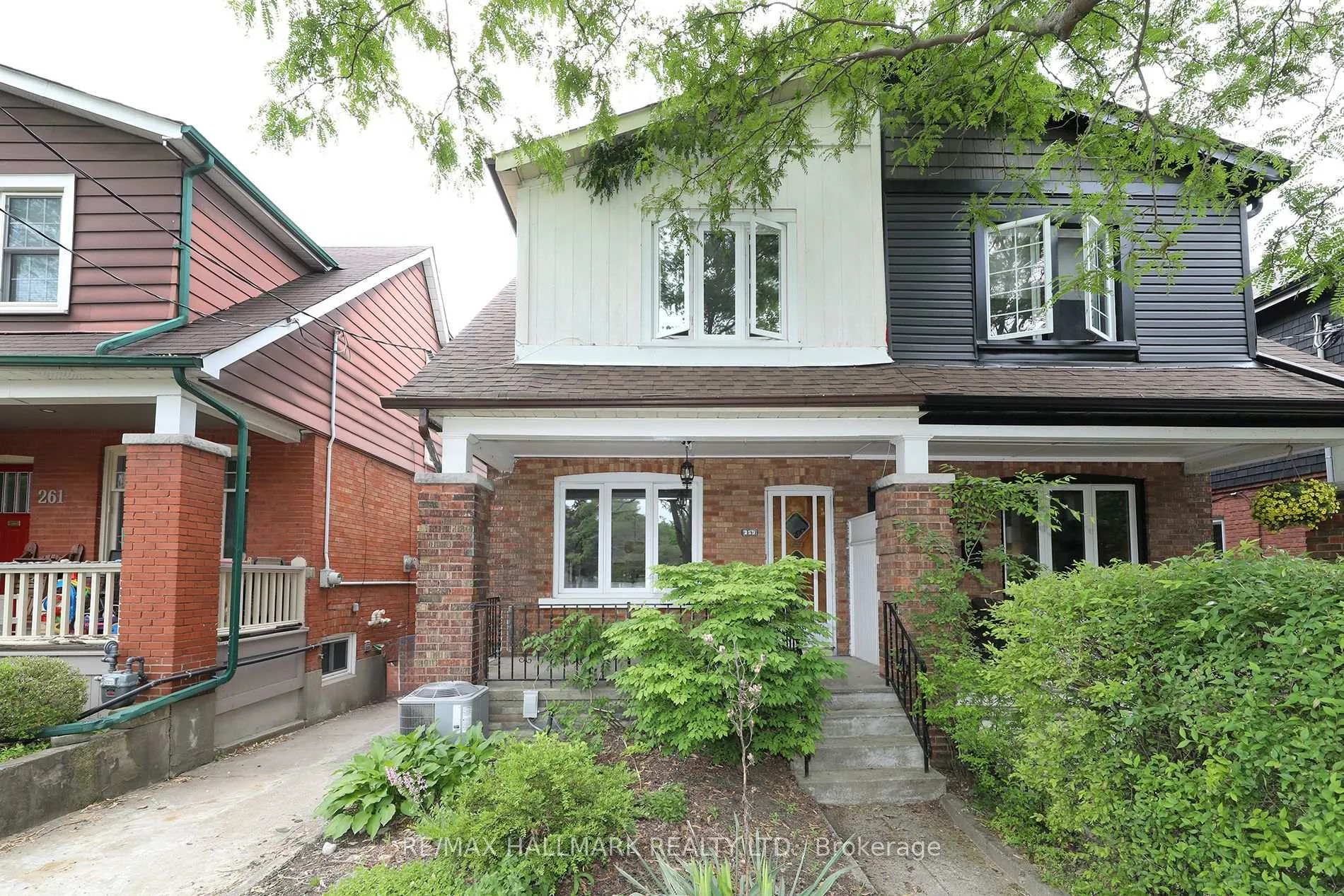 Front of 259 Wolverleigh Boulevard