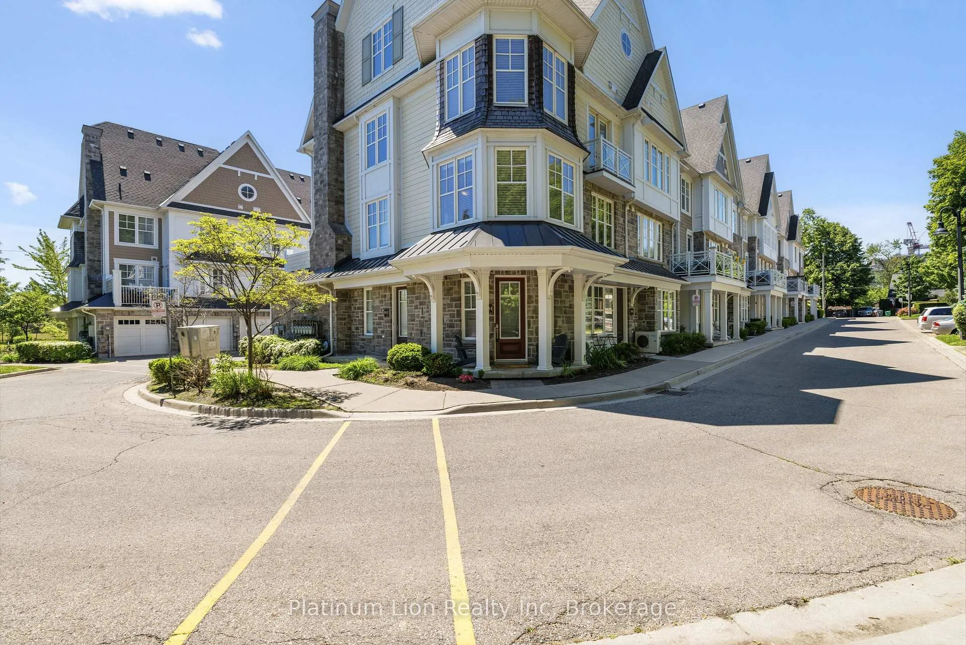 Photo 4 of Unit 904, 1011 Deta Road, Mississauga, Lakeview — HOMEH