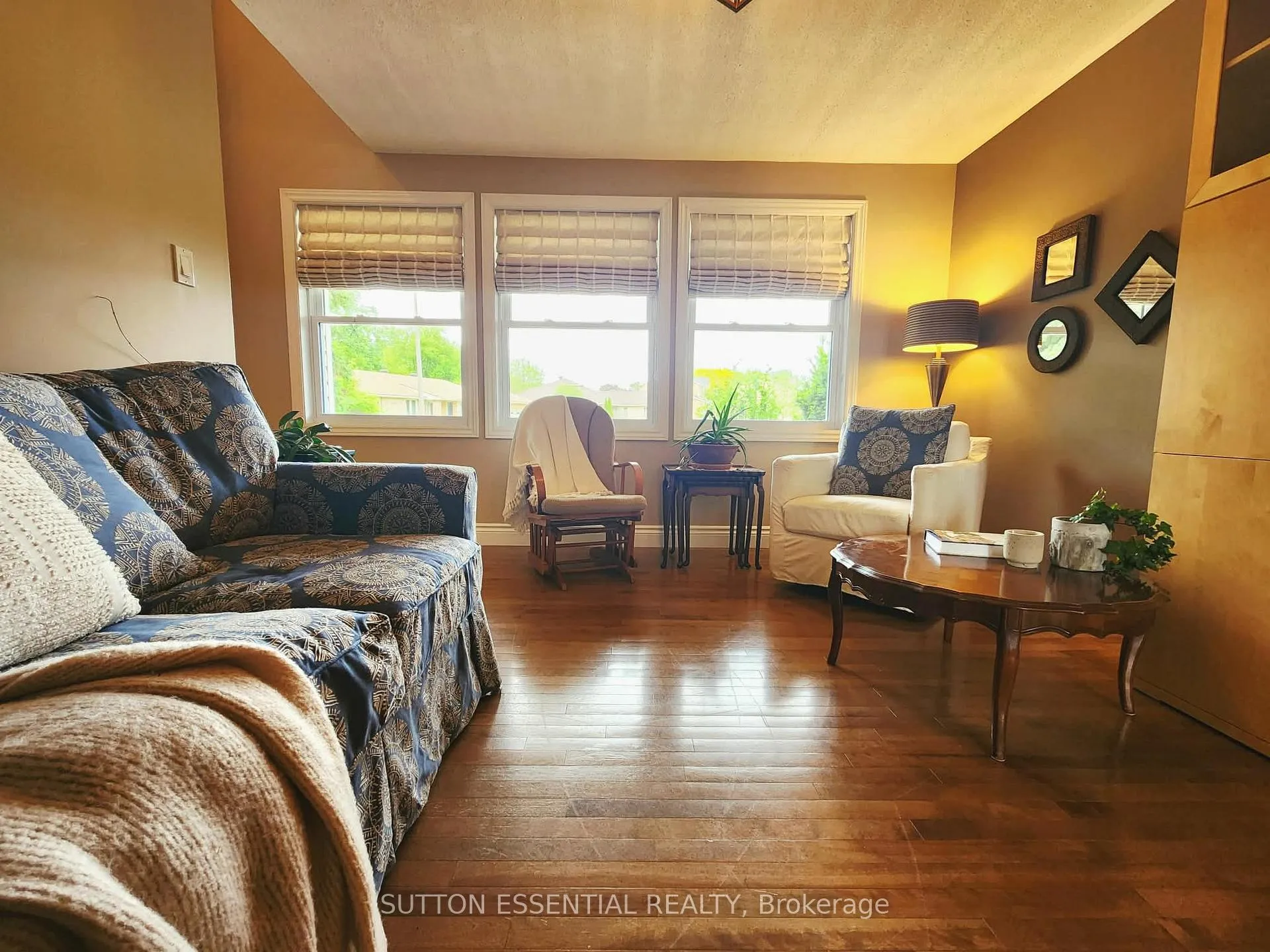 Photo 7 of 136 Margaret Place, Brockville — HOMEH